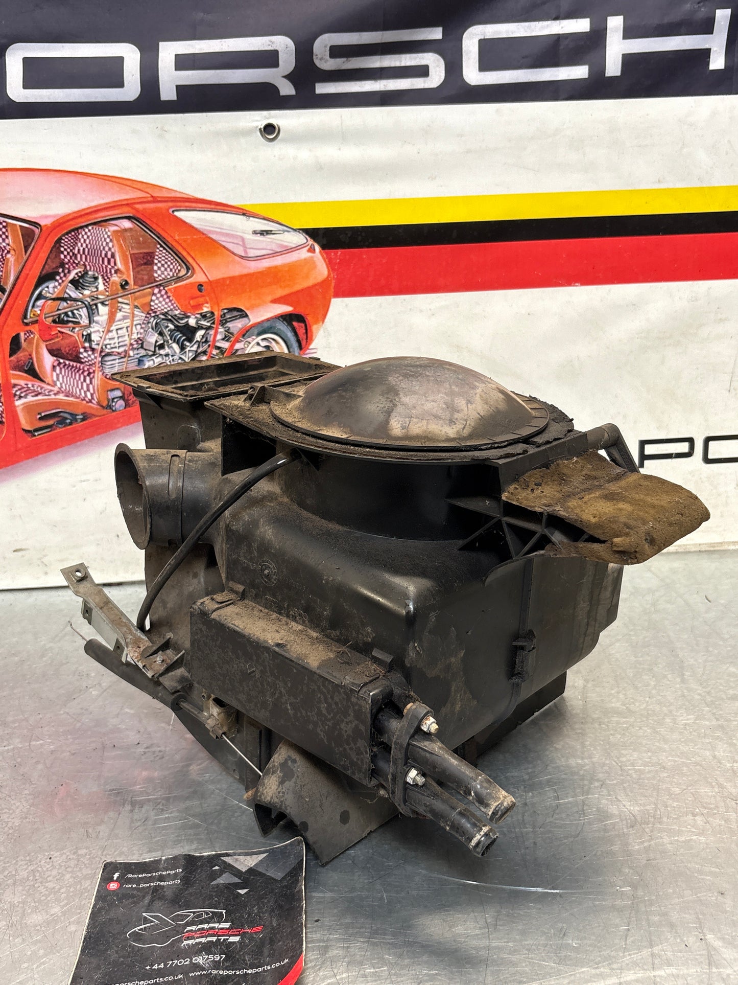 Porsche 924 80-85 944 82-85.5 heater blower fan assembly, complete 321819096 / 823819096A / 823819095A / 321819095 used