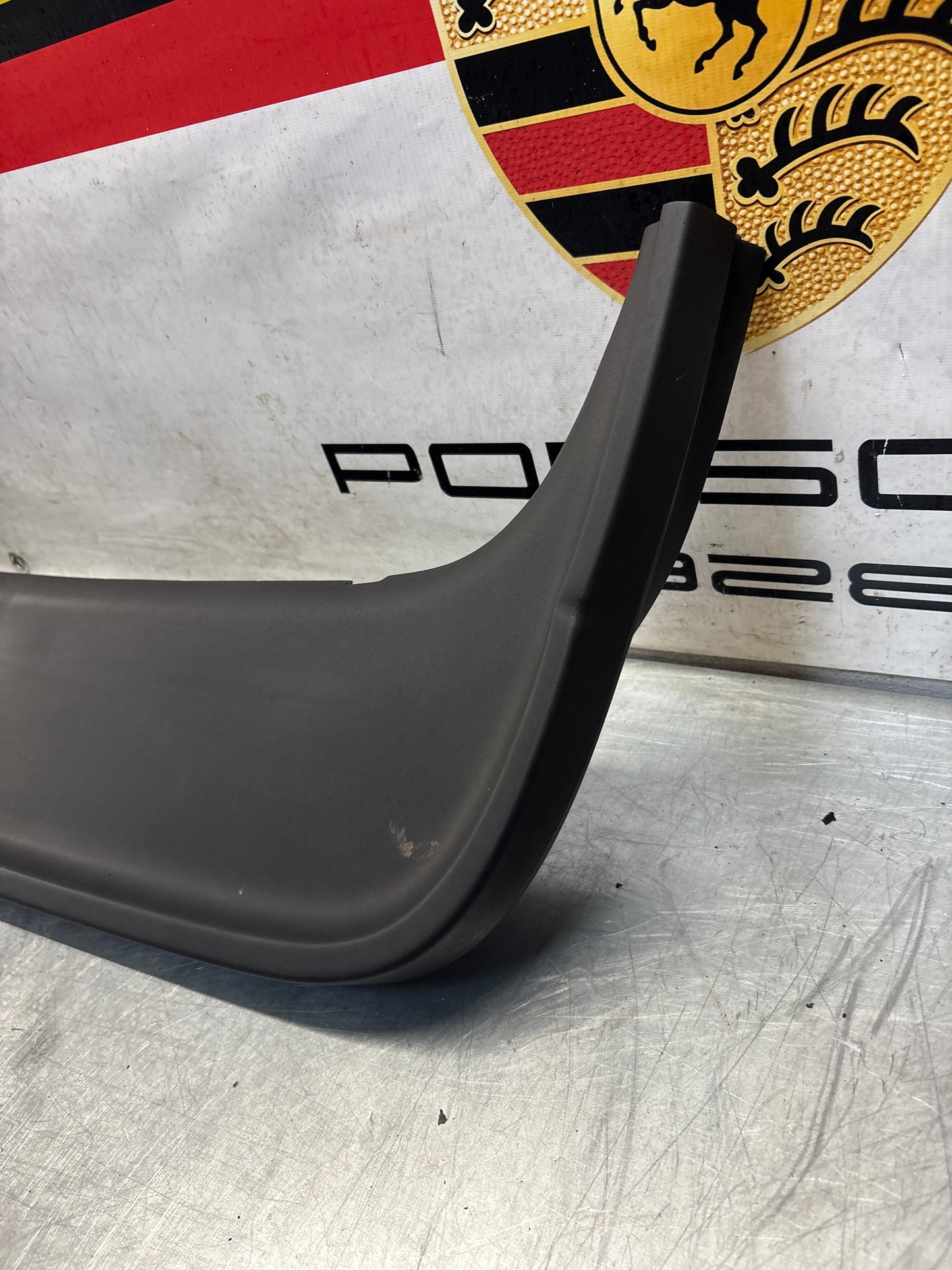 Porsche 944 rear center spoiler, used 93751255500