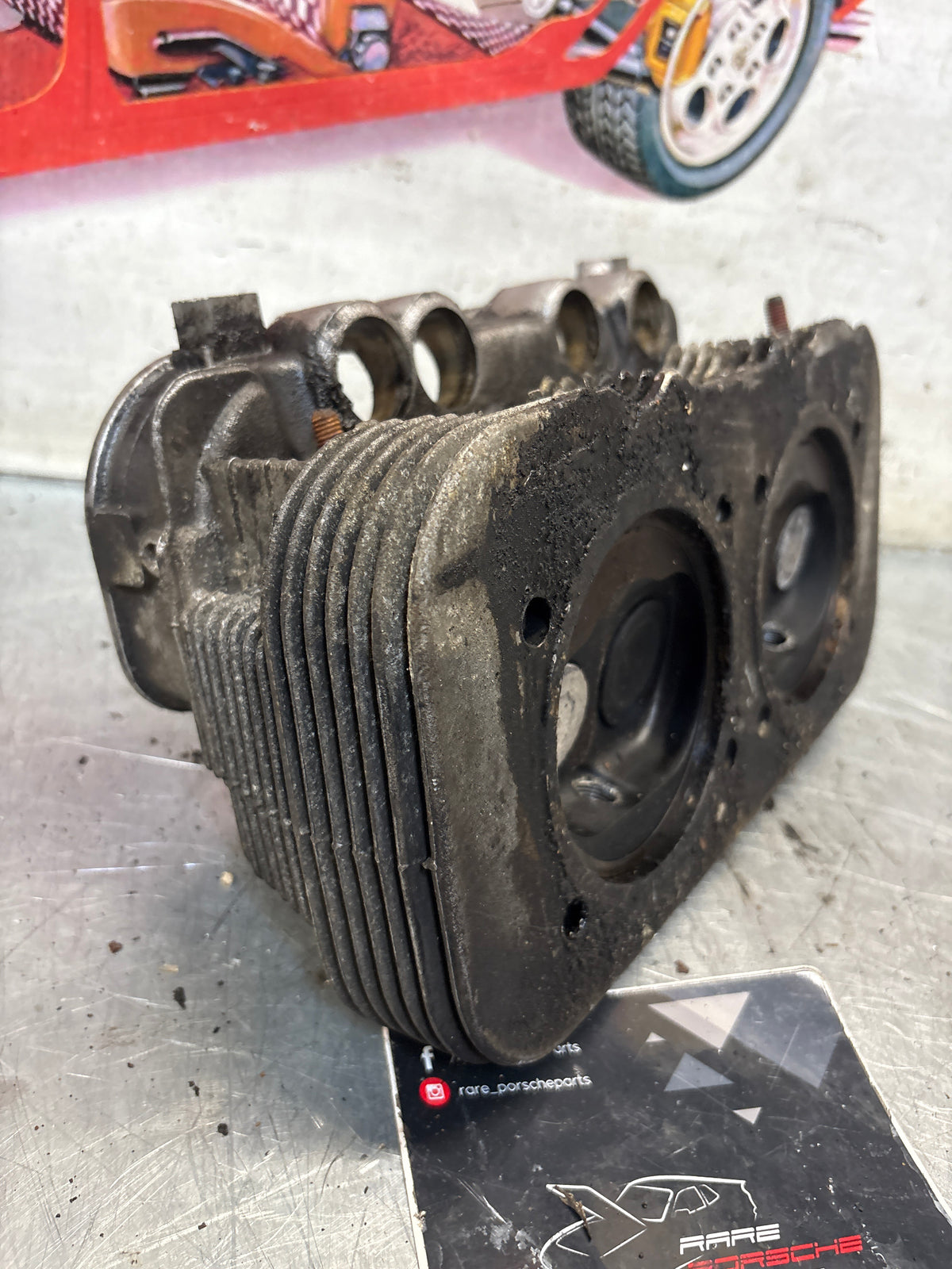 Porsche 914, cylinder head, right side, used 021101371J