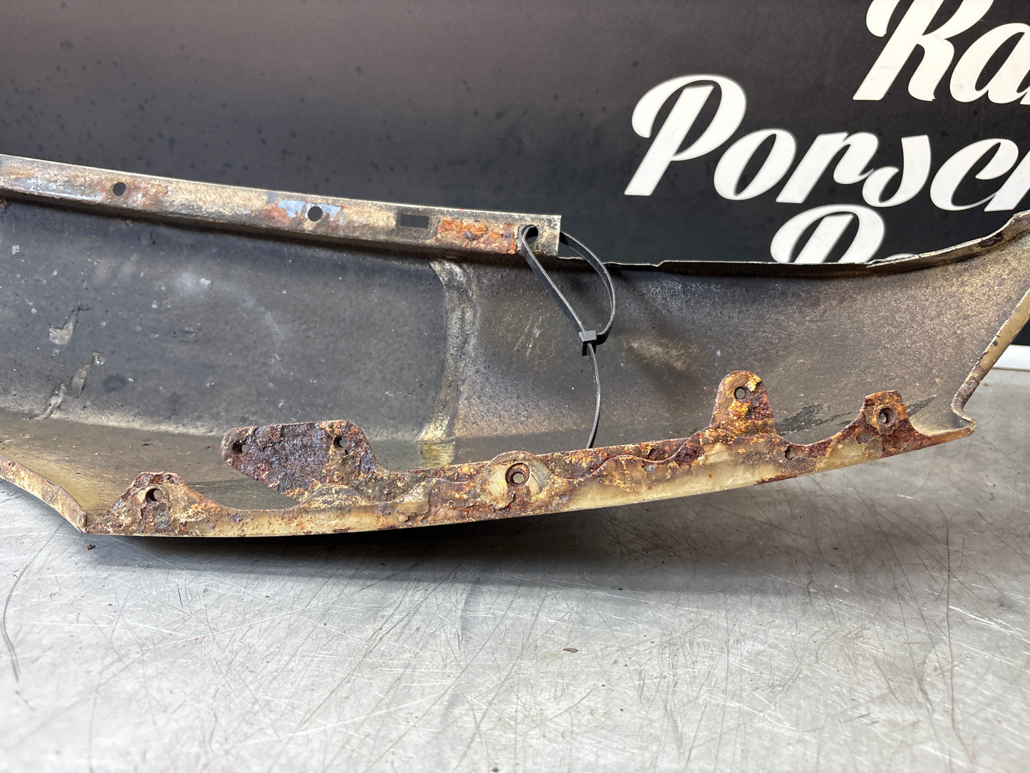 Porsche 944 front left wing repair panel