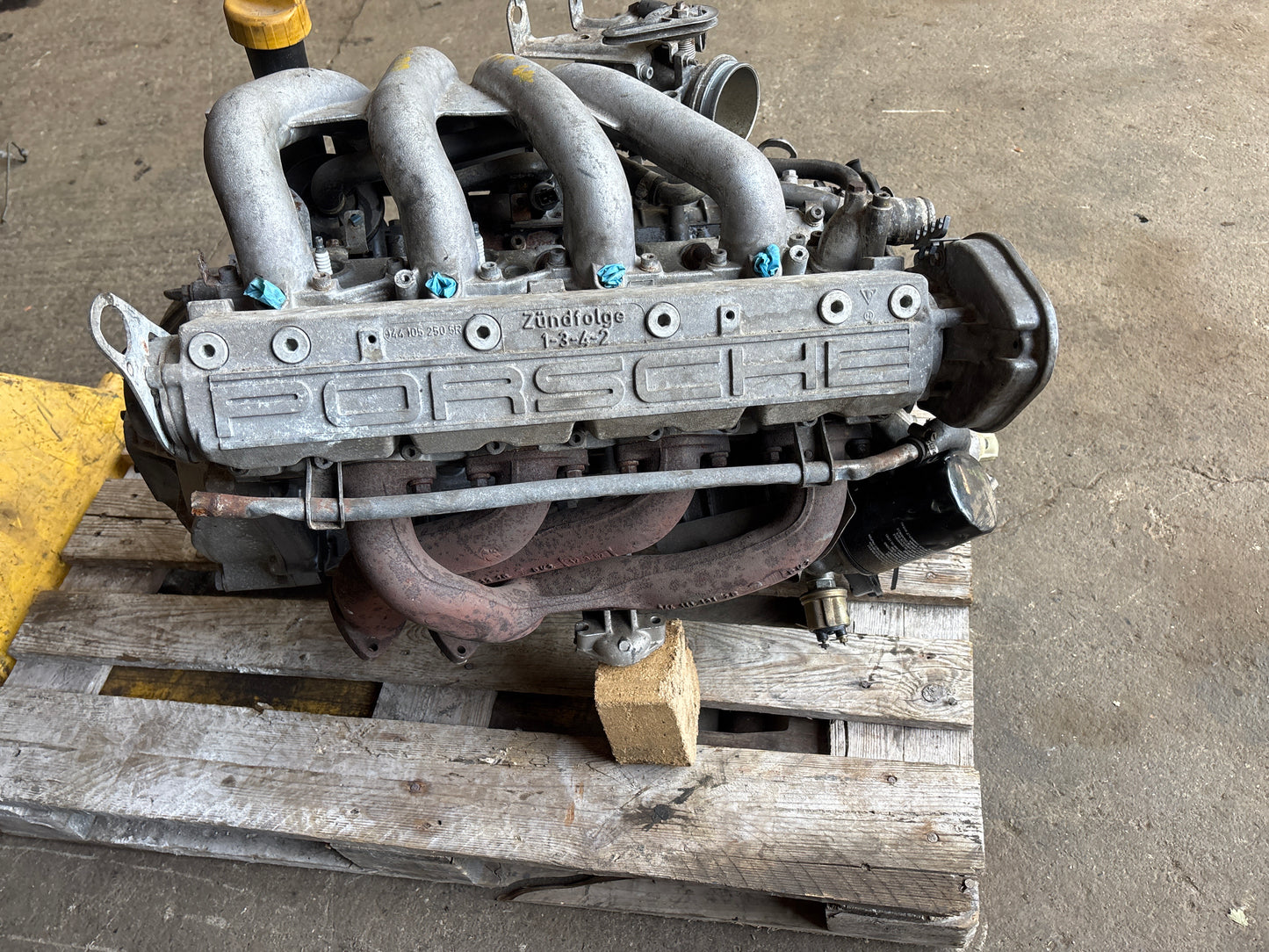 Porsche 944 M44/01 (41C) 2.5 engine, perfect runner 1982