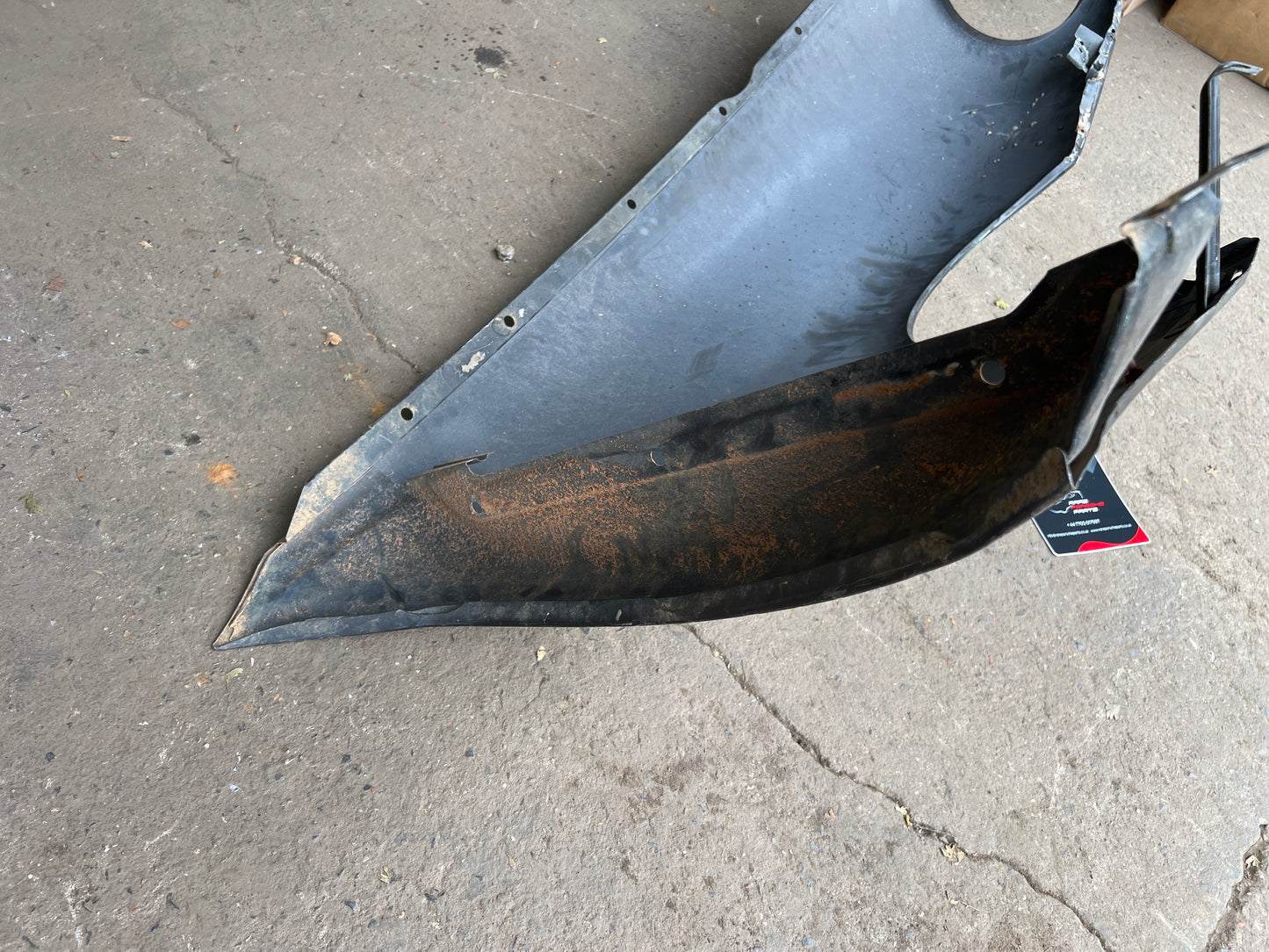 Porsche 968 Front Left Wing Fender