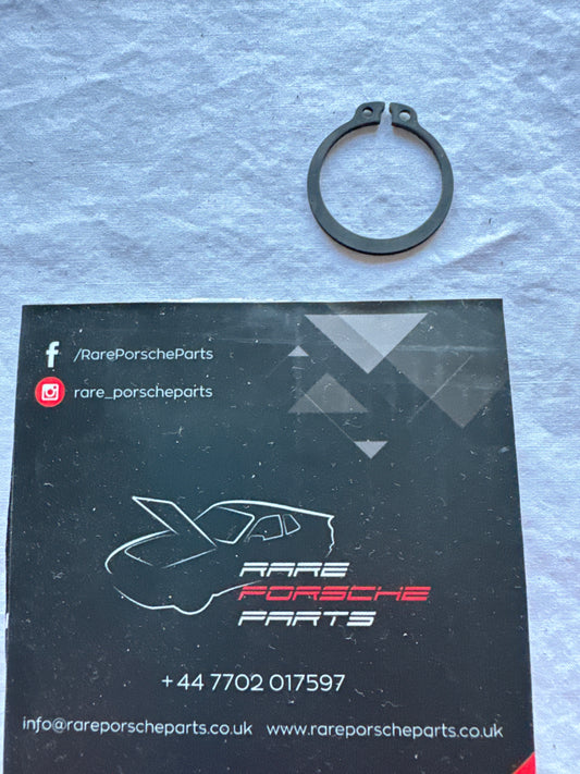 Porsche circlip 90004101301 NOS