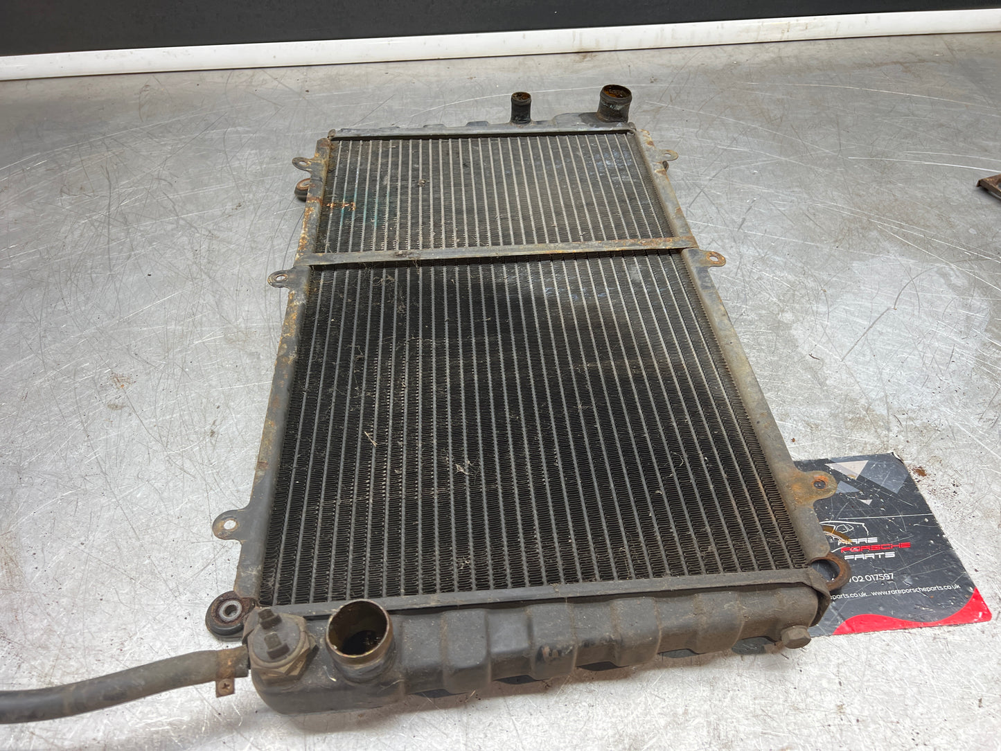 Porsche 924 radiator used 477121251A