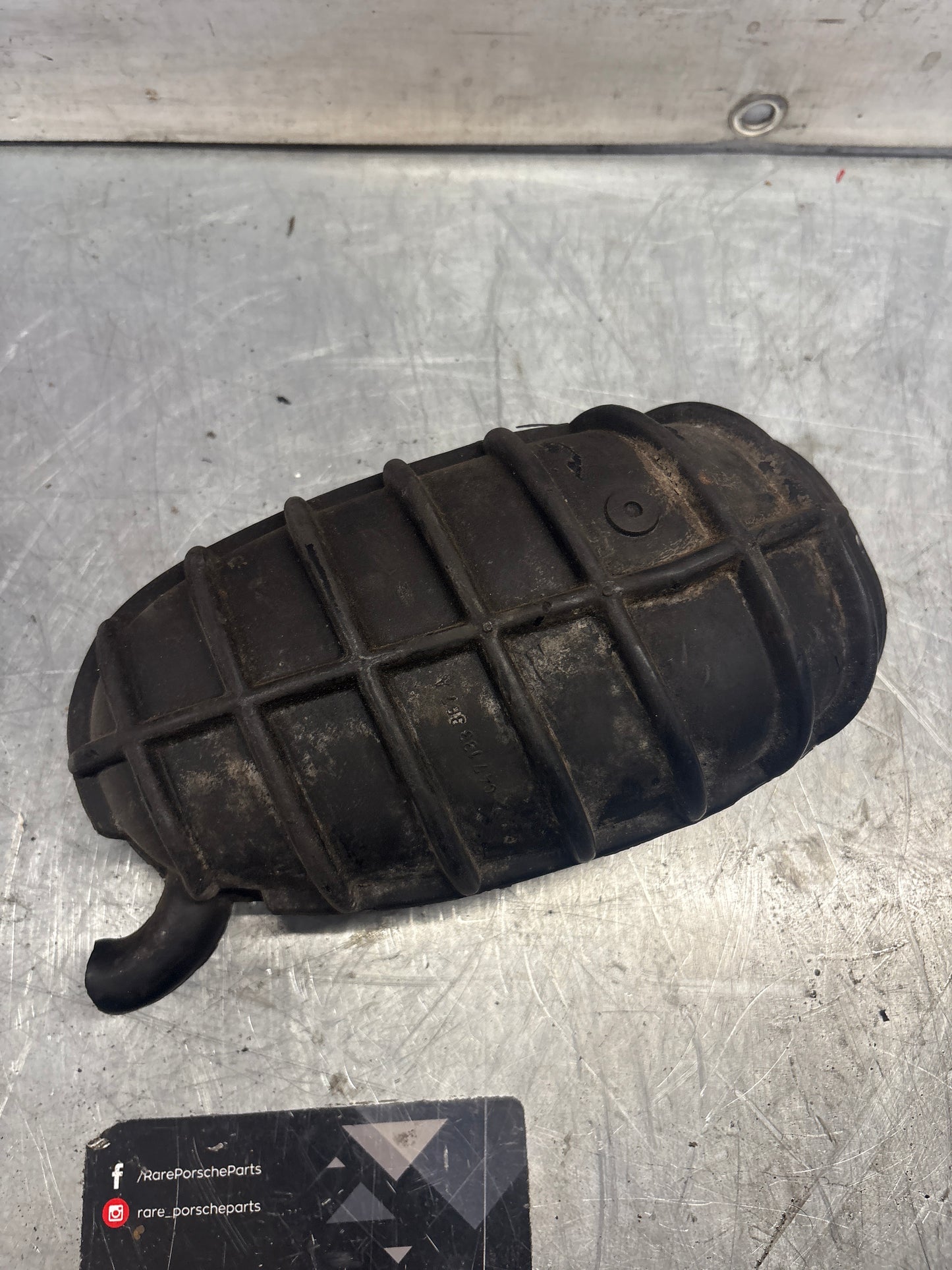 Porsche 924 fuel metering head to air intake 047133367A 047 133 367 A