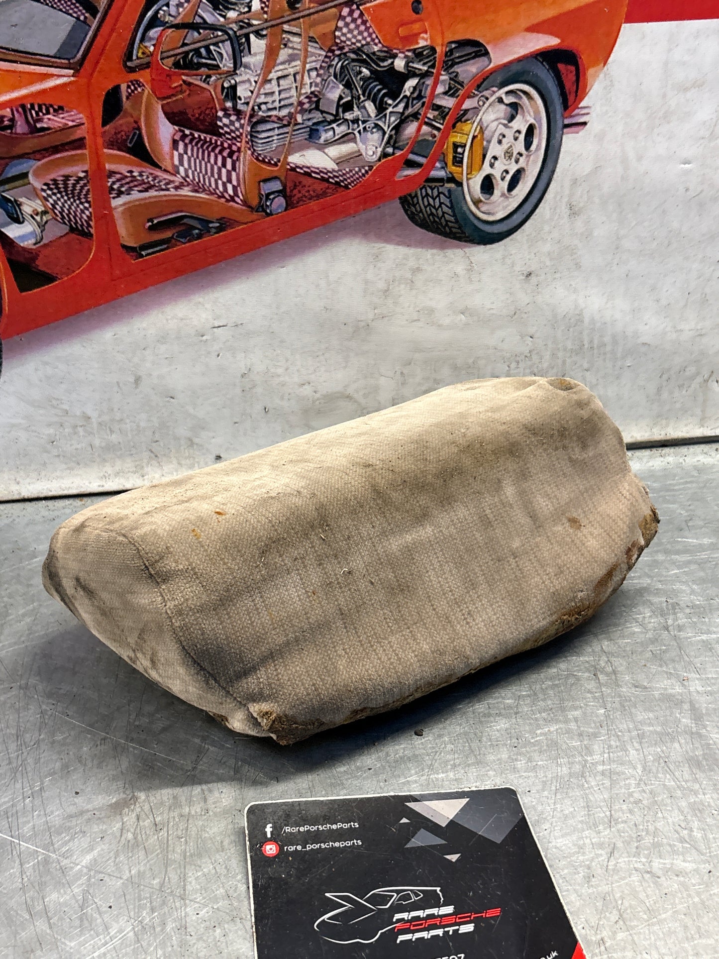 Porsche 928 rear left seat centre cushion,black pinstripe, carpeted, used 92852208751