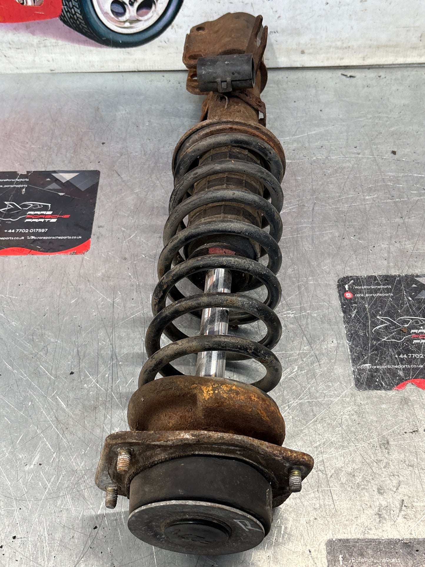 Porsche 944 S2 Right, Off Side suspension leg, 94434303219 used, used