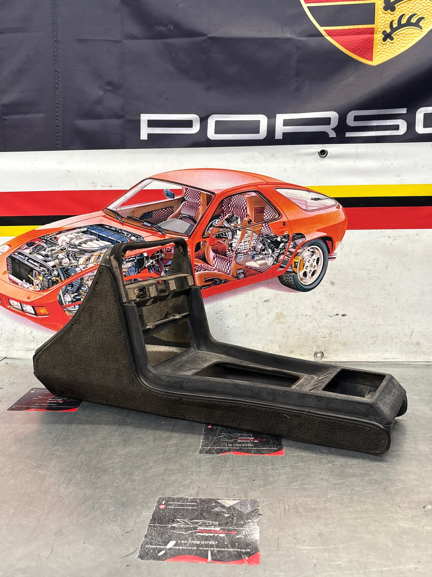 Porsche 924 centre console black, no switch holes 477857951 / 477857969 used