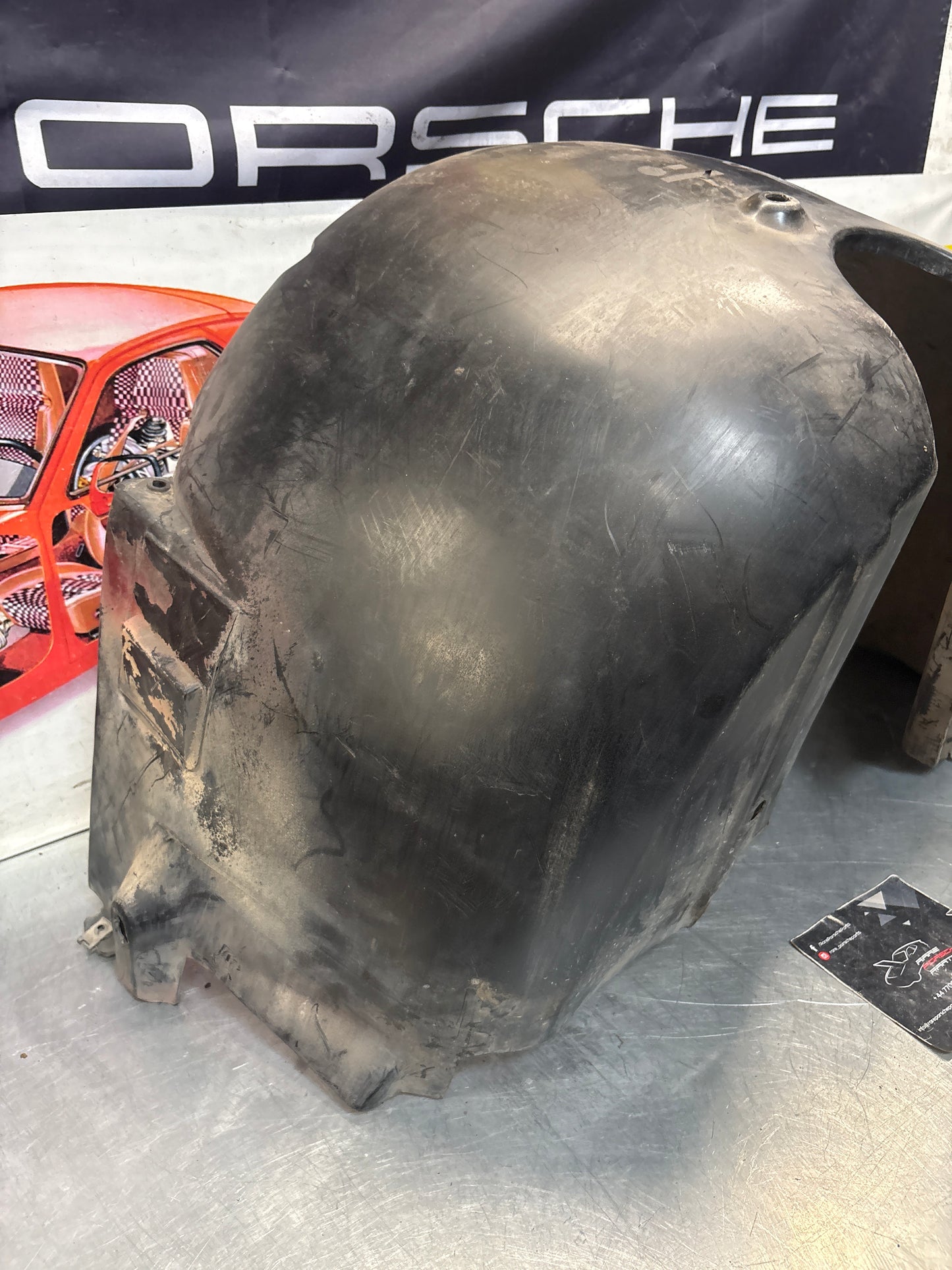 Porsche 944 from 85.5 arch liner Right, 94450438201, used