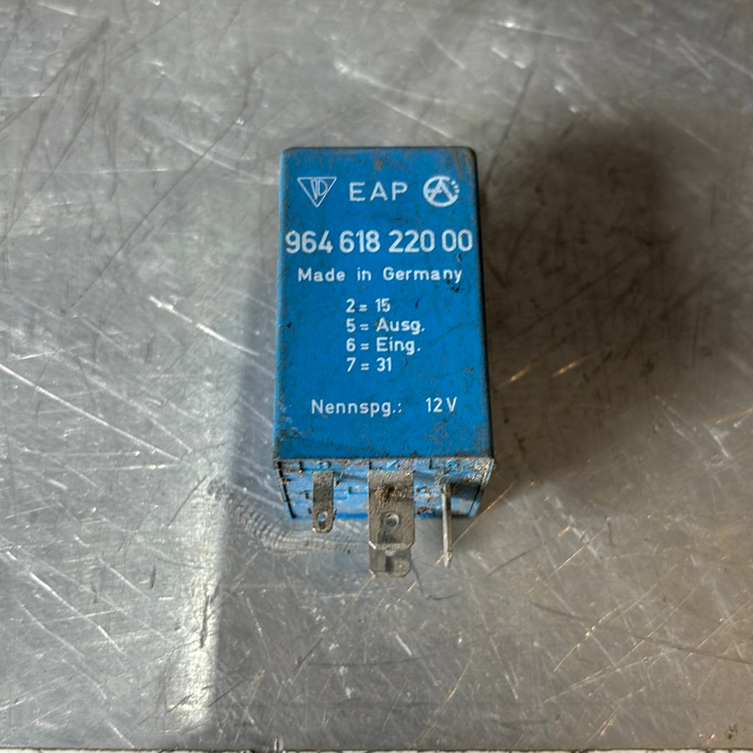Porsche 911 Frequency Converter Relay 96461822000 used