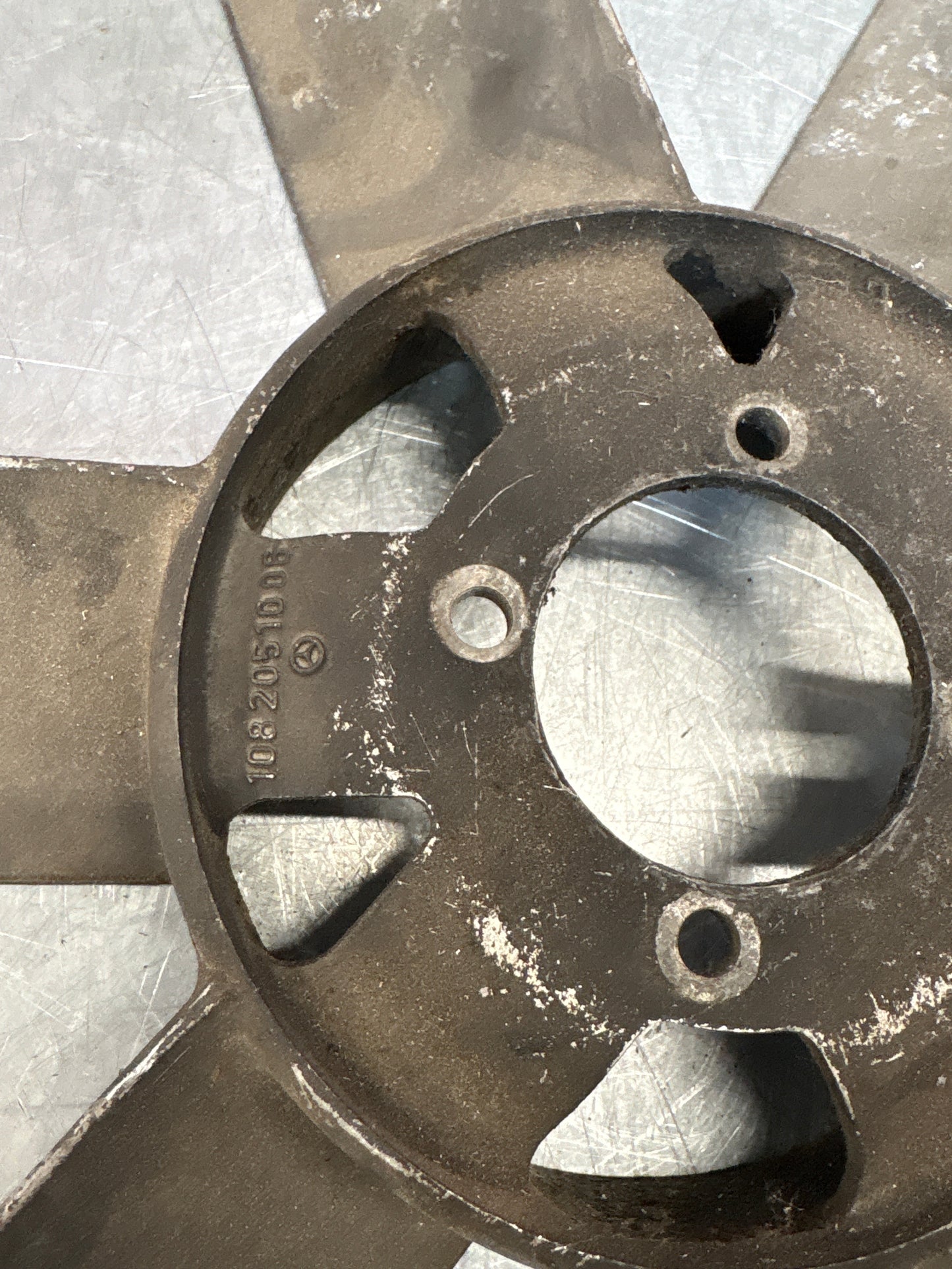 Porsche 928 early Engine cooling fan used 92810613701 / 1082051006