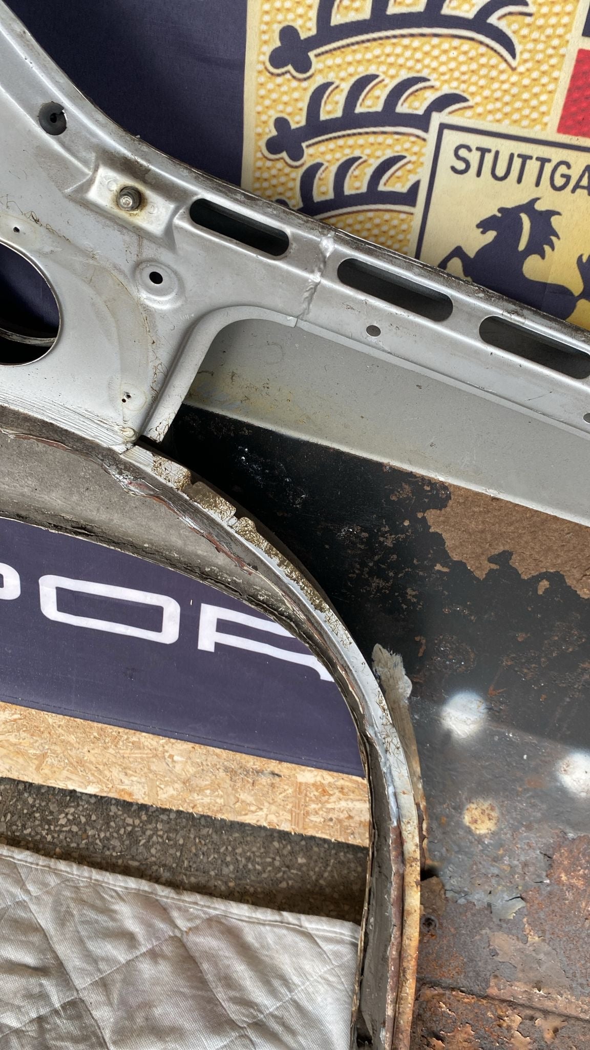 Porsche 924 Right sill / fender section, 477809602B cut