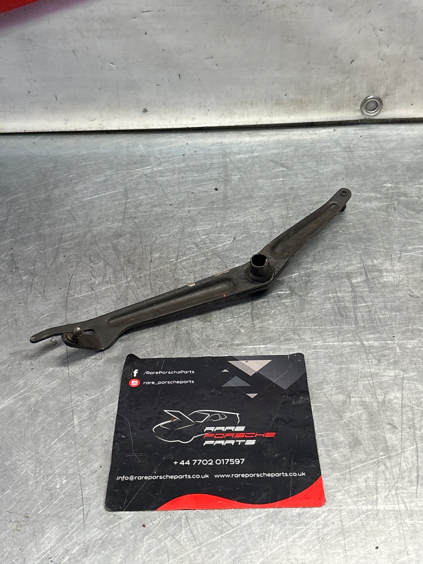 Porsche 928 Deflection accelerator pedal reverse lever, used 92842325005