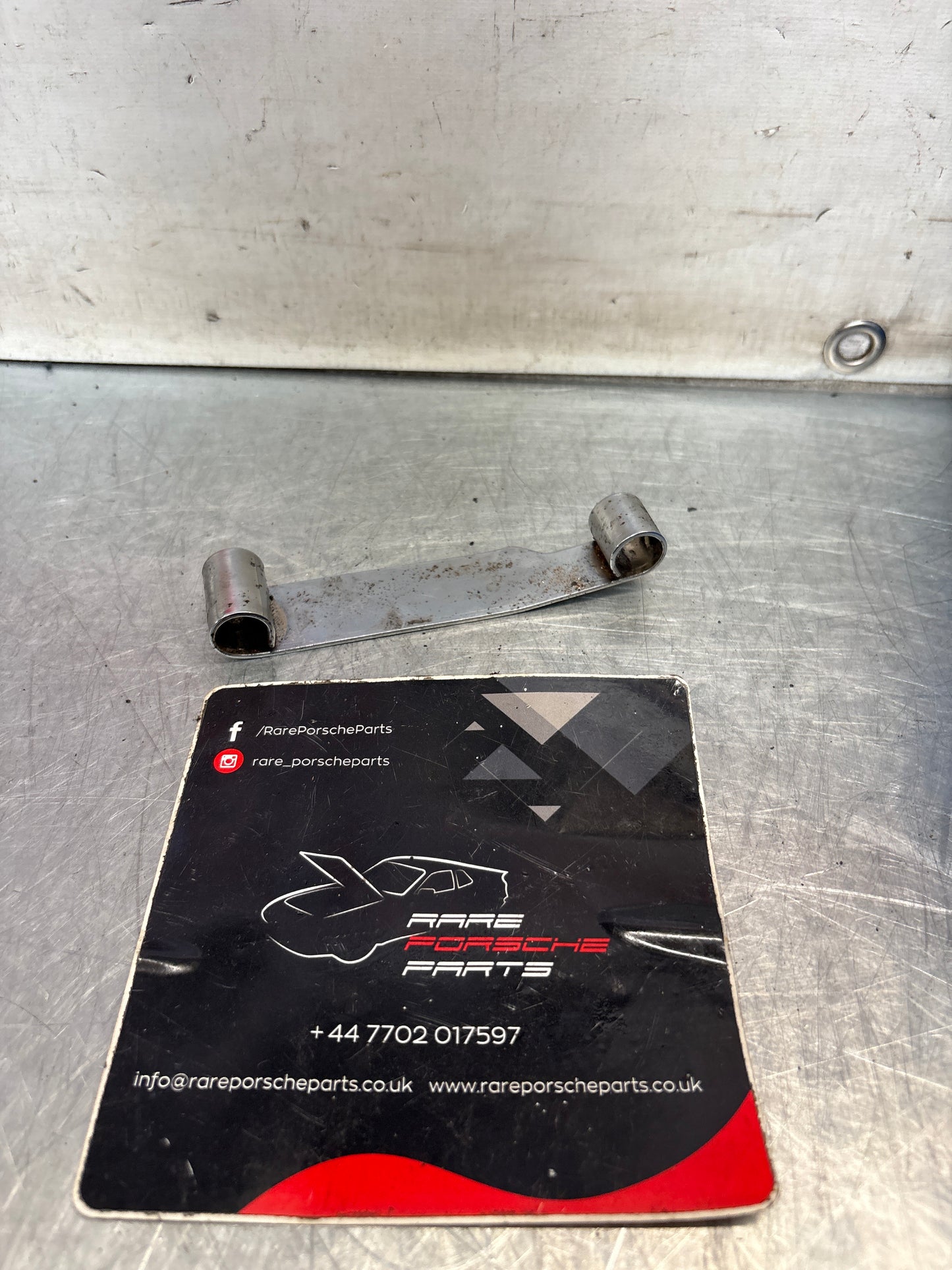 Porsche 924S 944 968 timing belt securing bracket, used 94410521301