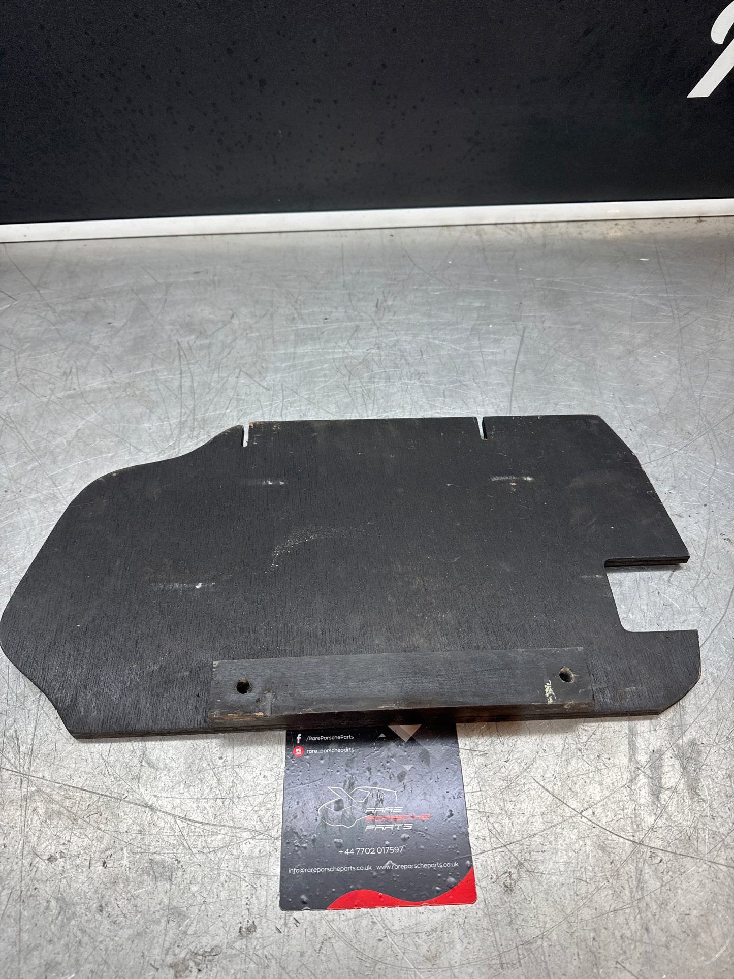 Porsche 928 foot support right hand drive ‘78-‘83 92779955107 used
