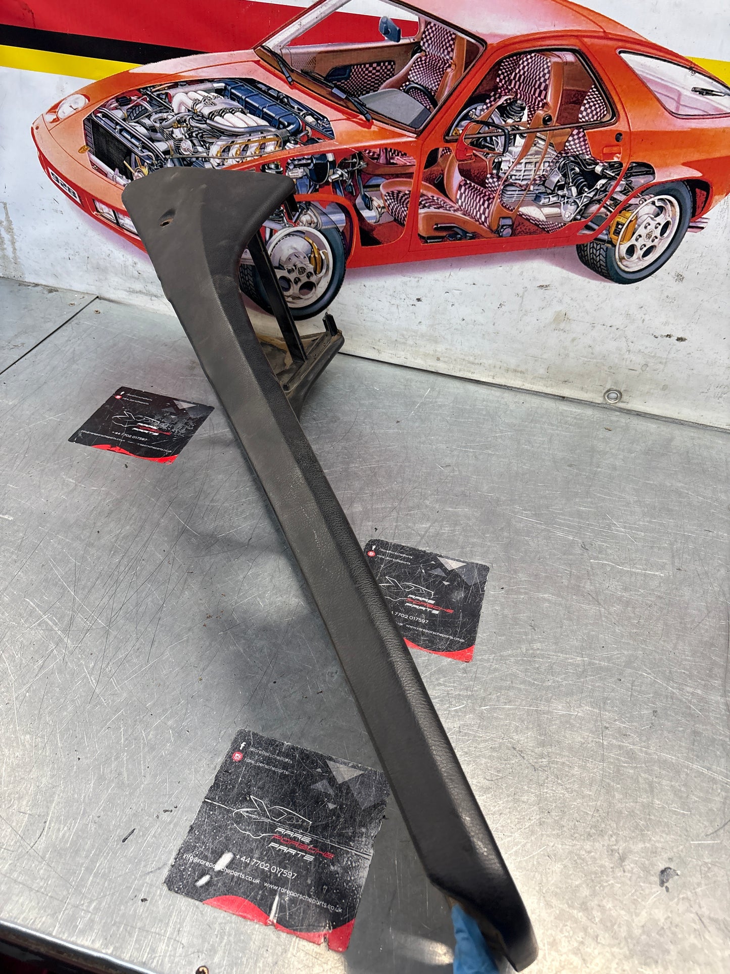 Porsche 944 centre console black 94455205100 used