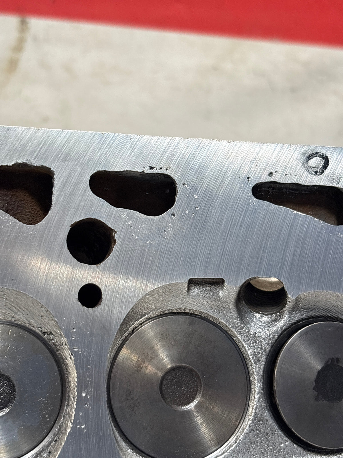 Porsche 924 Turbo reconditioned cylinder head with camshaft 9311043013R