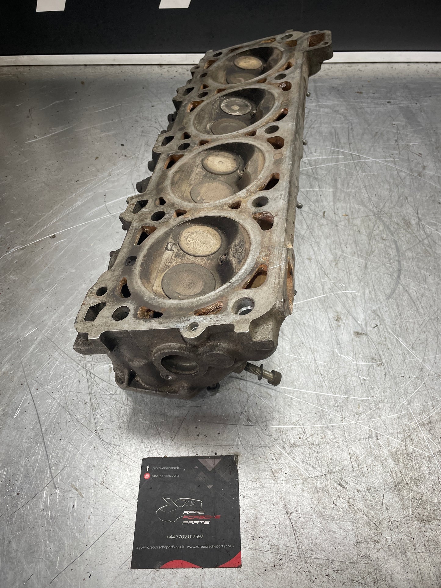 Porsche 944 cylinder head, used 9441043038R