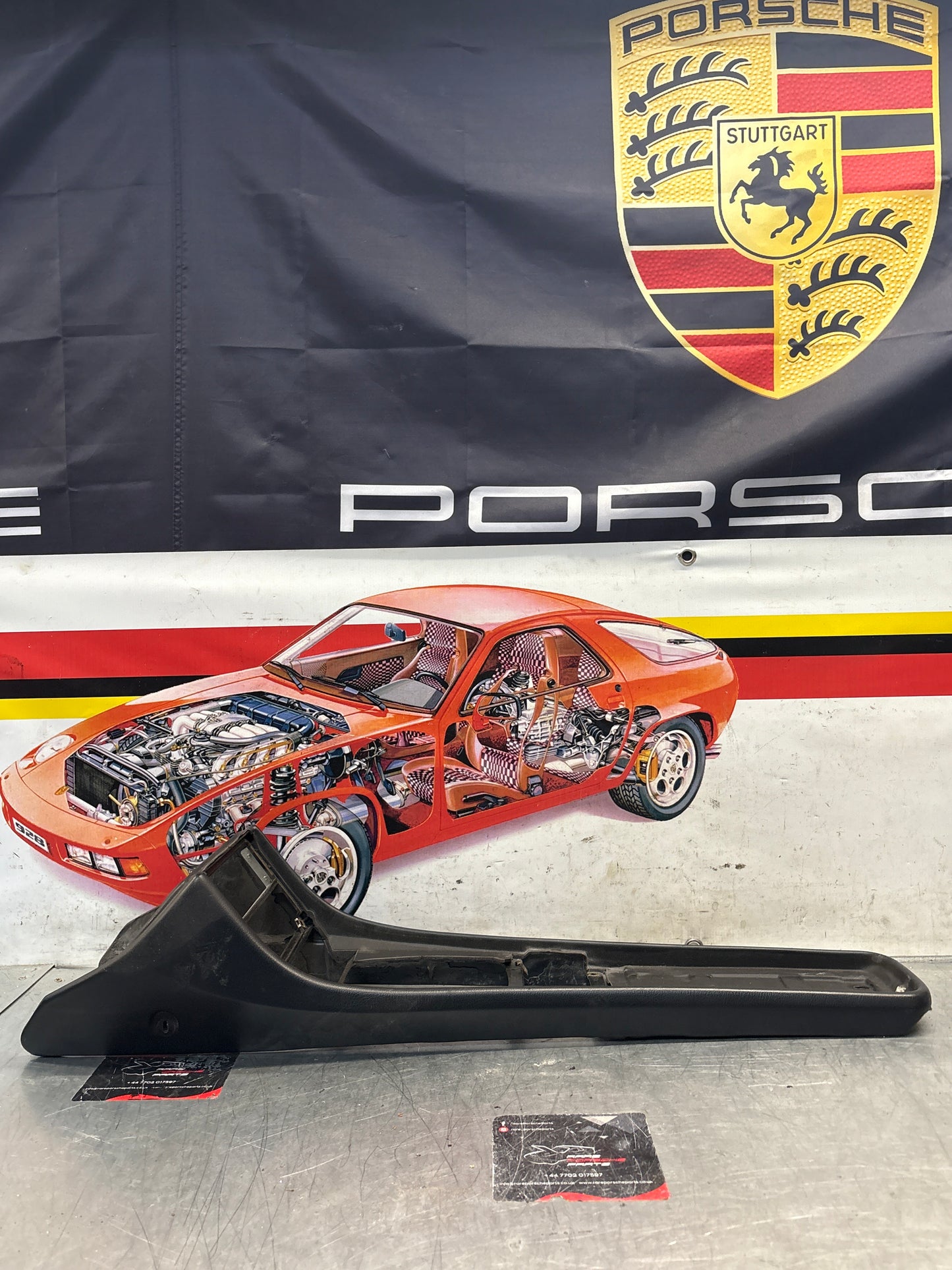 Porsche 944 centre console black 94455205101 used