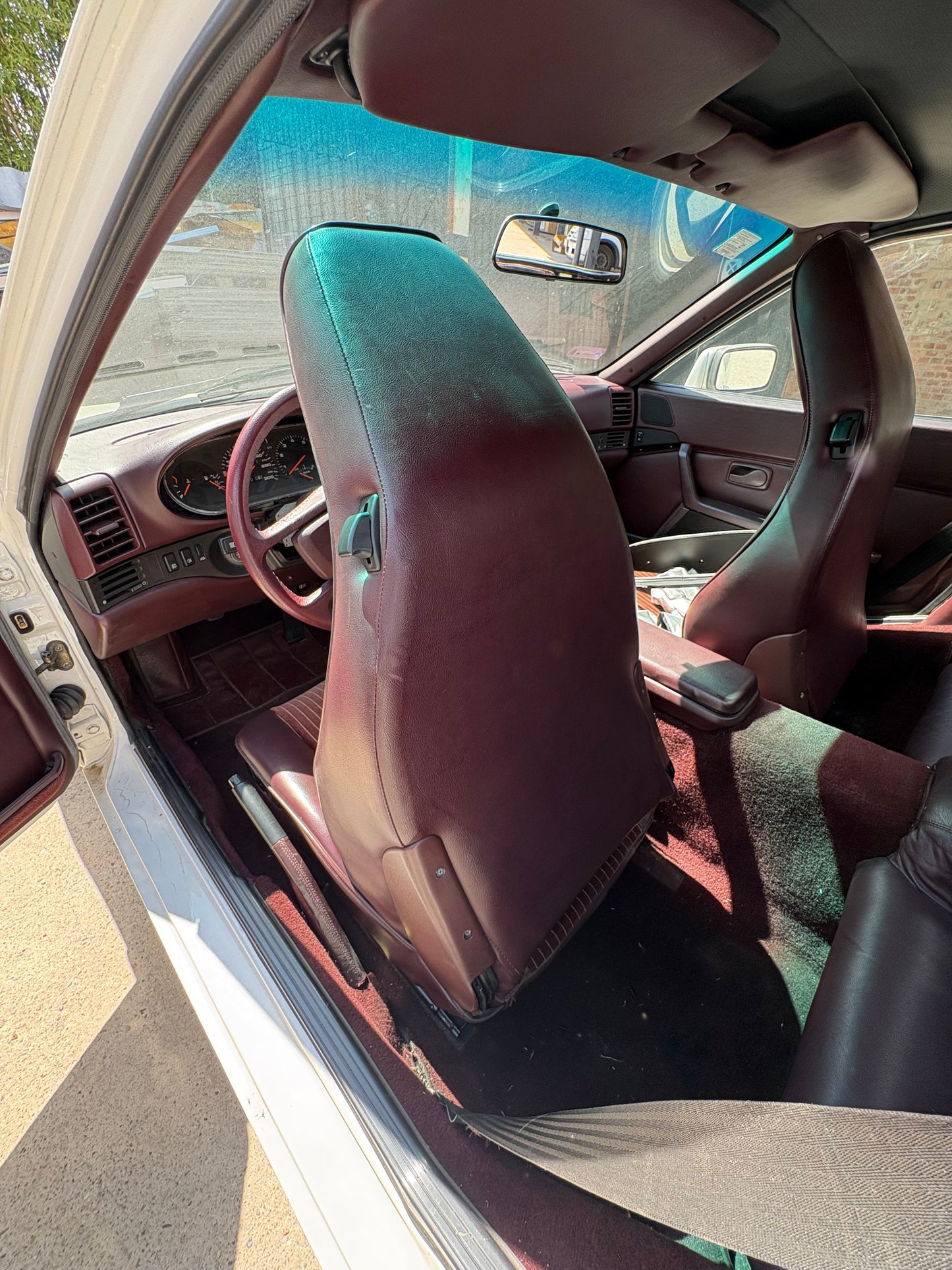 Porsche 944 Turbo/S2 complete Burgundy Interior with Recaro Sport seats, LHD