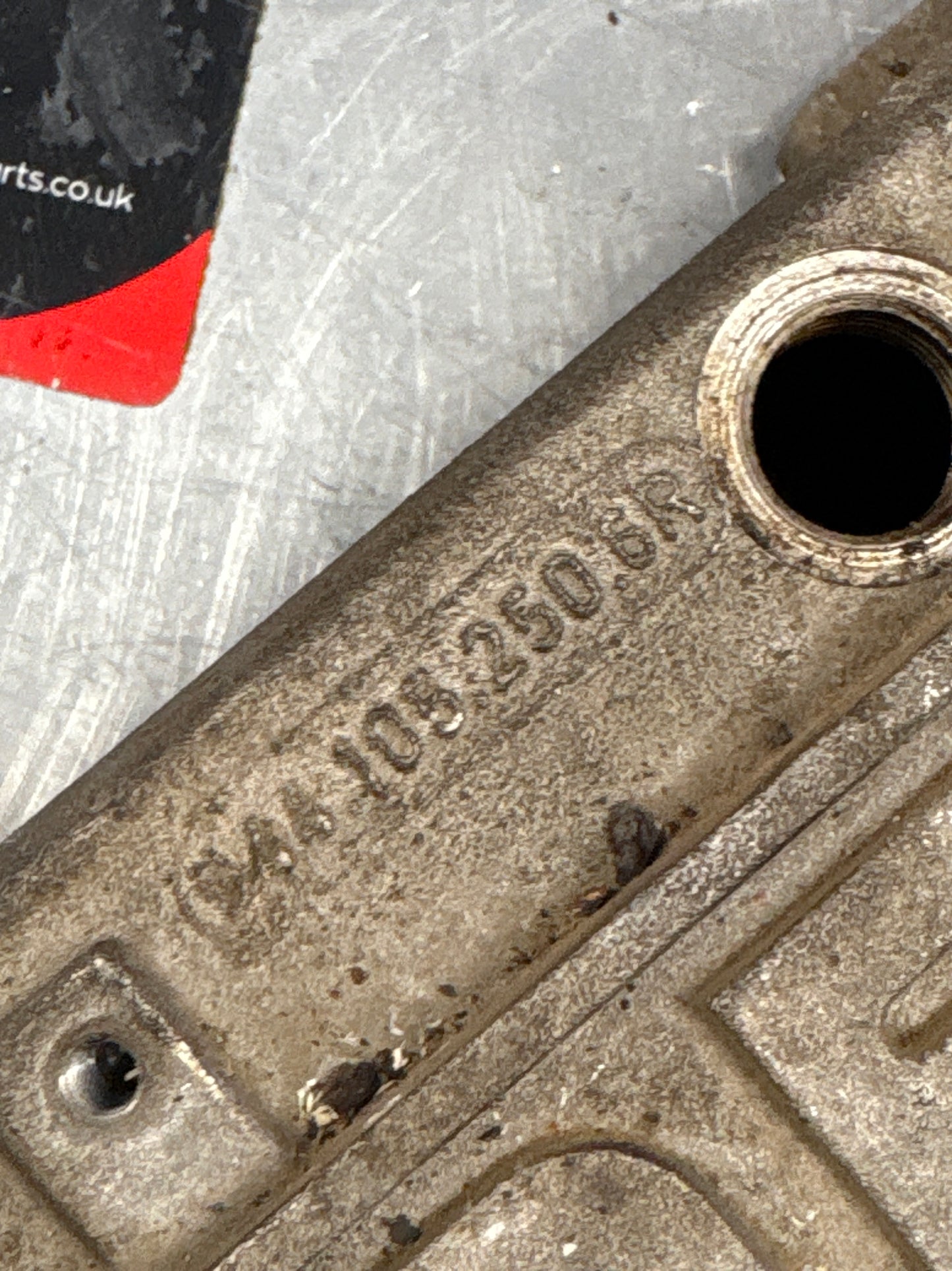 Porsche 924S 944 2.5 camshaft housing complete with camshaft 9441052506R