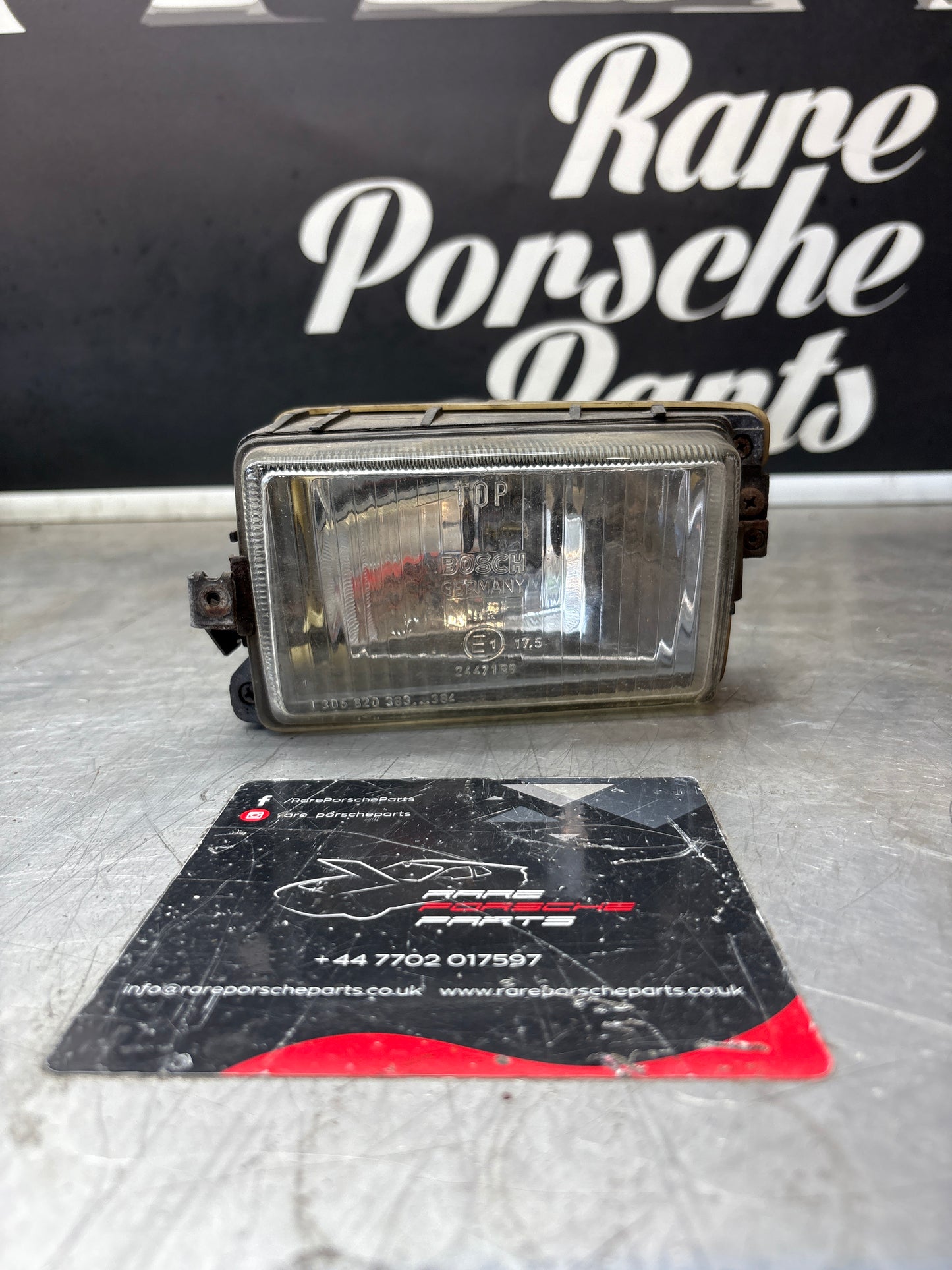 Porsche 928 Bosch headlight high beam, left 0306403001 / 92863141401