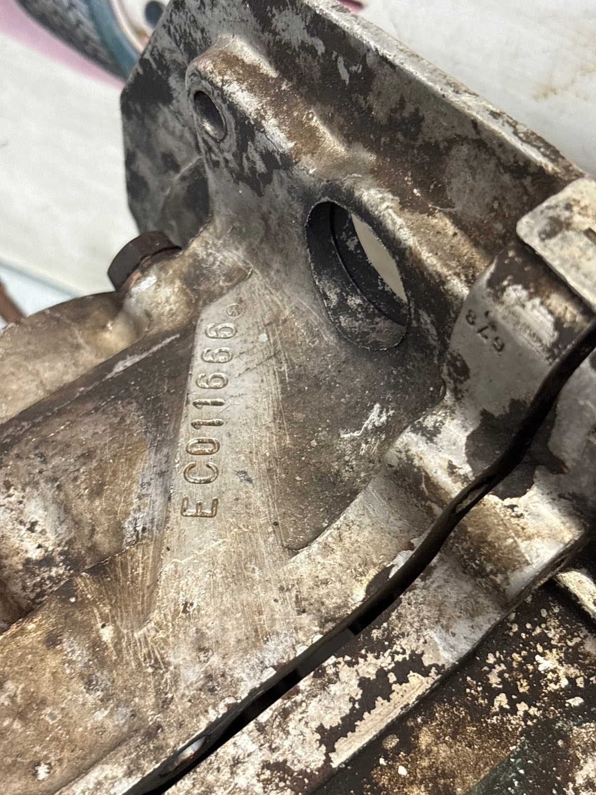 Porsche 914 1.8L engine case, used EC011666