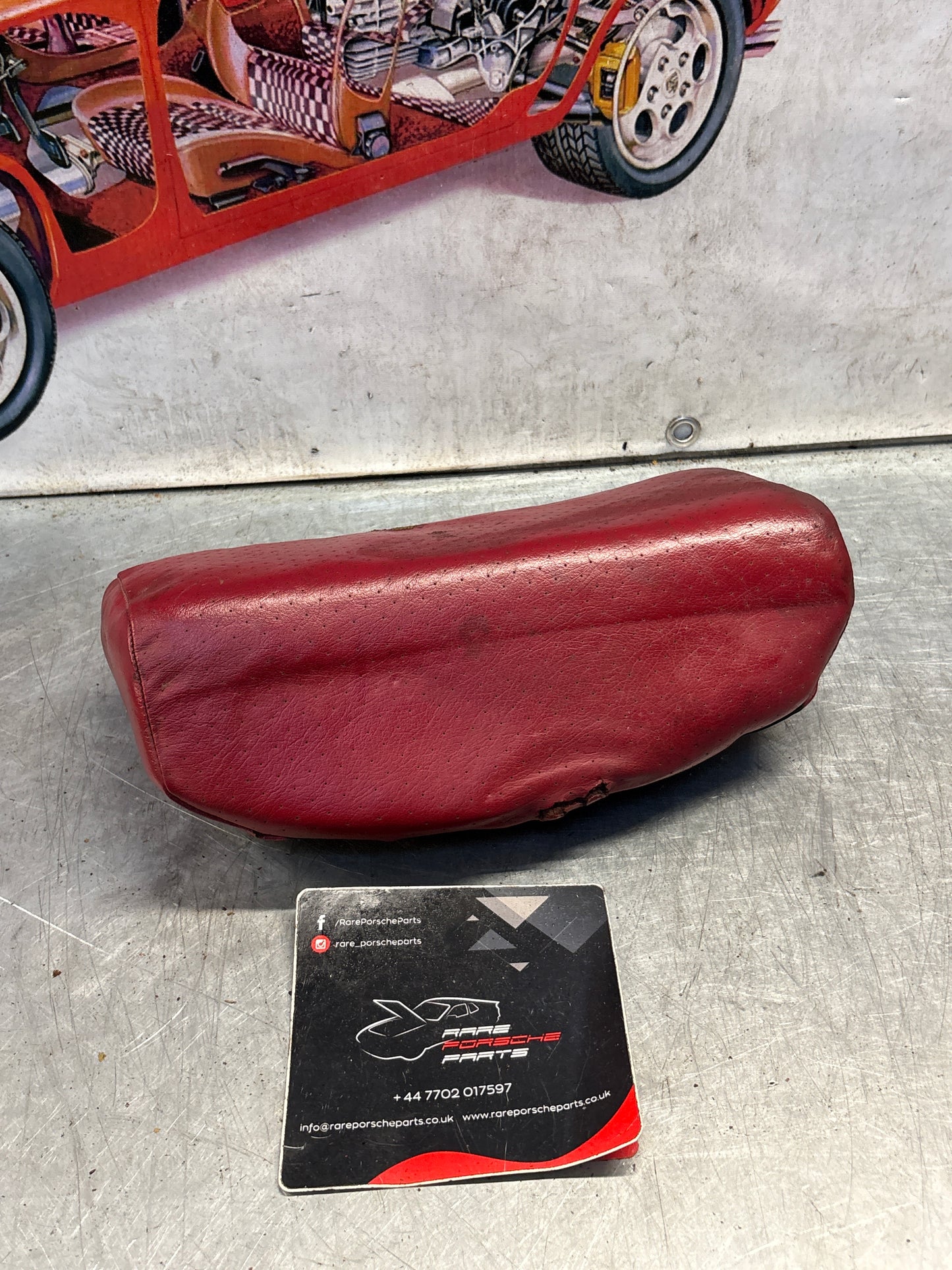 Porsche 928 rear right seat centre cushion, leather, can-can red, used 92852208851
