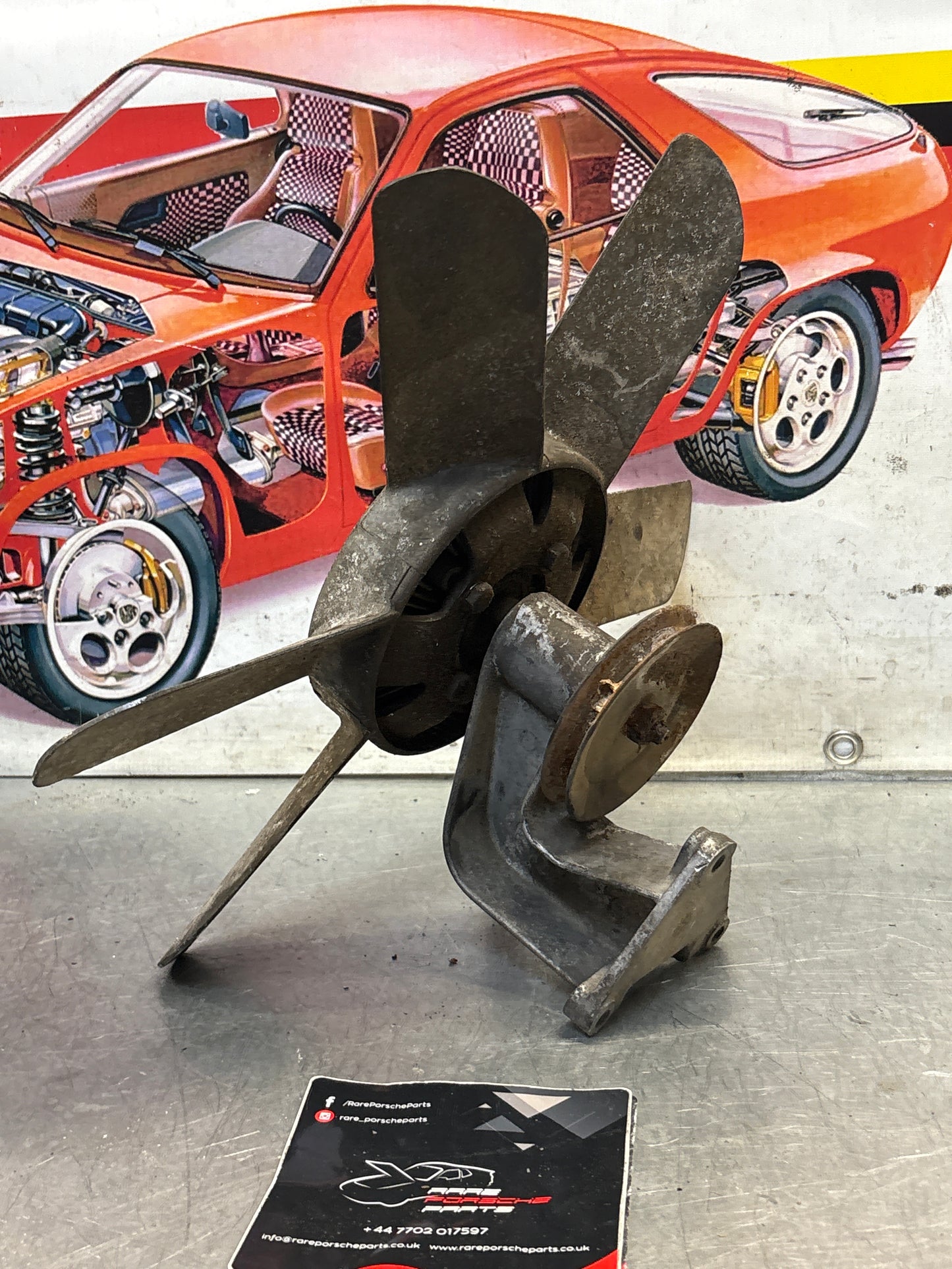 Porsche 928 Engine cooling viscous fan with bracket used 92810613701, 9281061101R