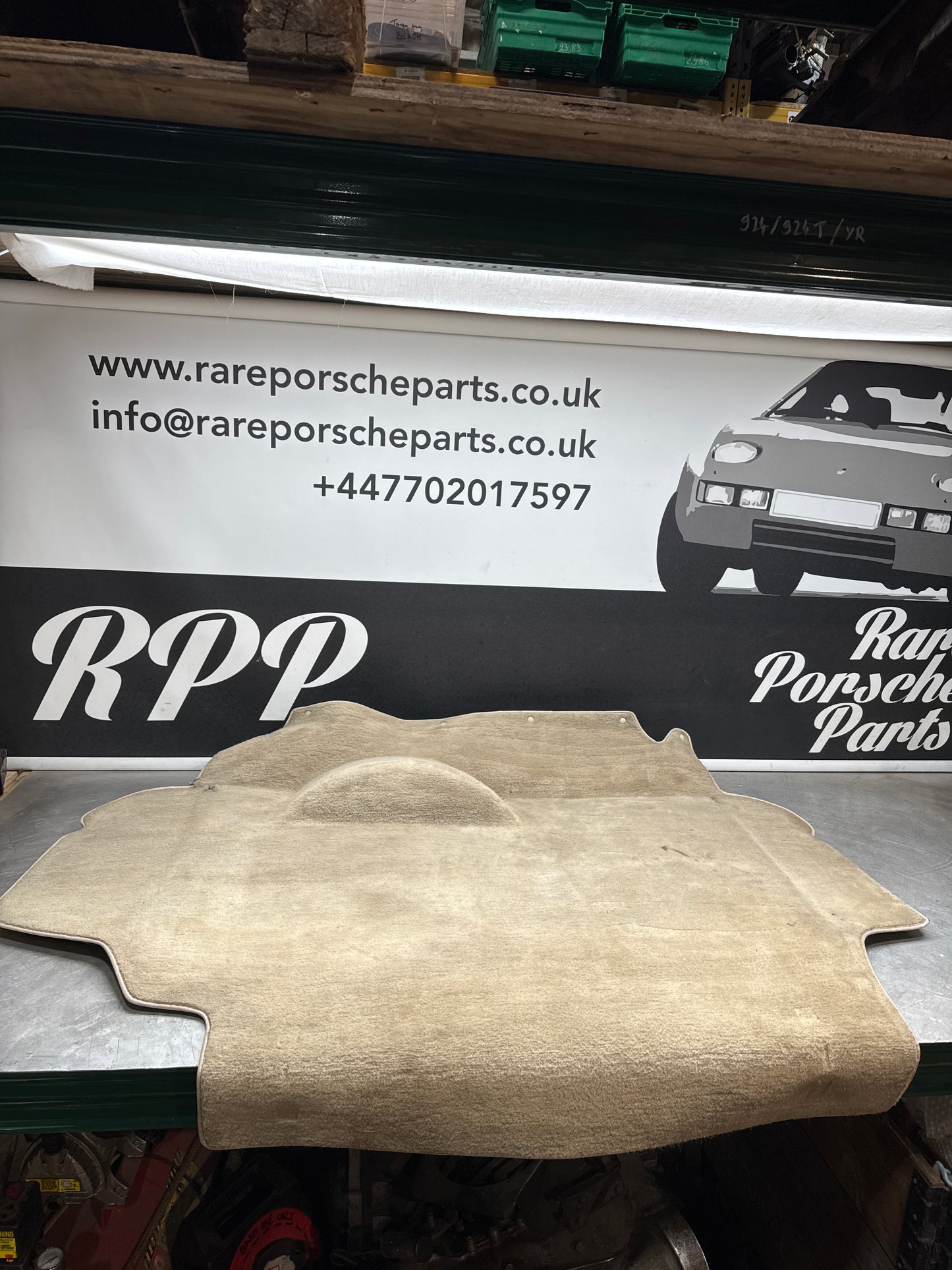 Porsche 924S 944 85.5- boot carpet, champagne, 94555506303 used, space saver wheel type
