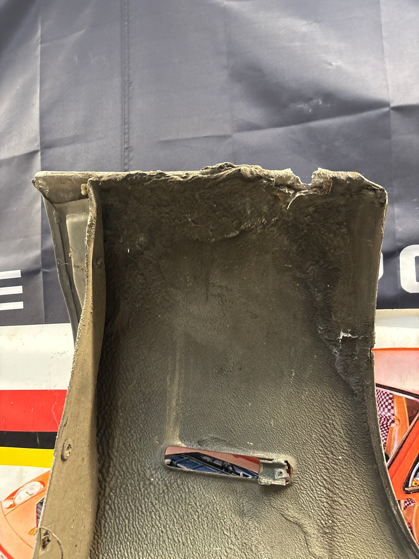 Porsche 928 S4 GT front right wing, used, 92850301211