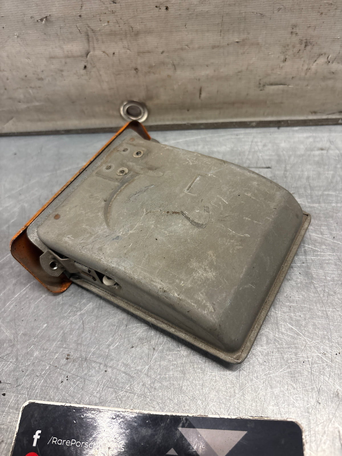Porsche 914 Ashtray, used 91455207510
