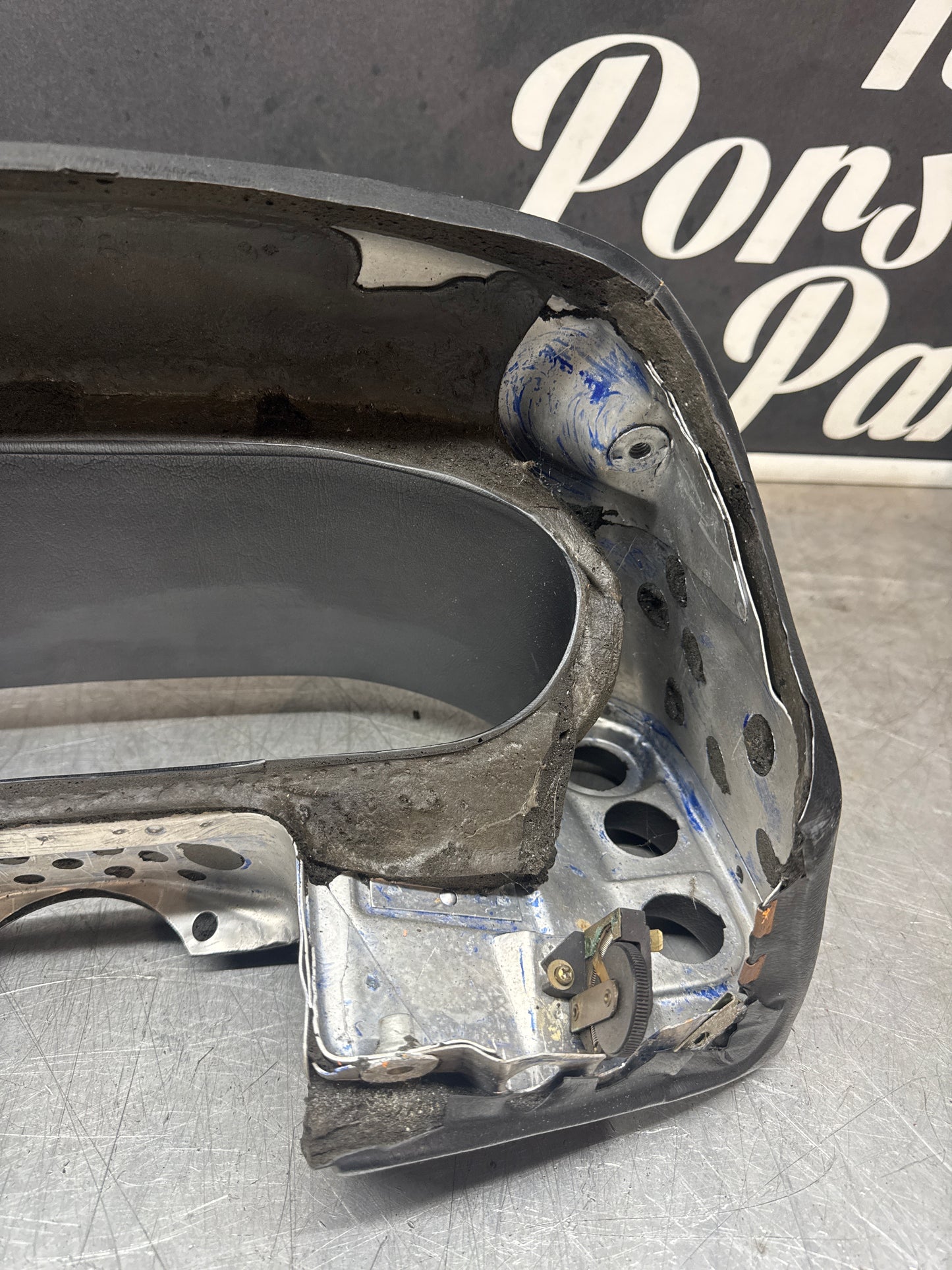 Porsche 928 instrument box black, Spares or Repairs. 92855203103