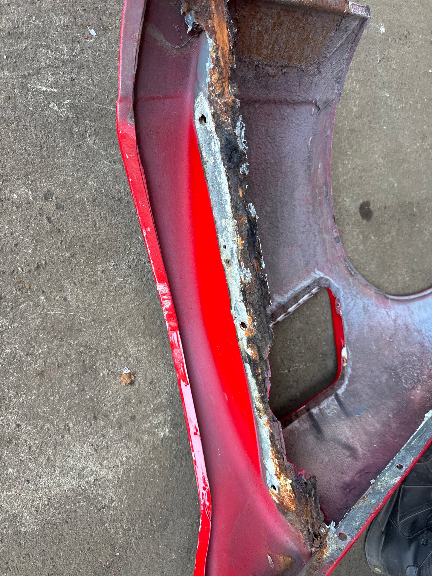 Porsche 924 modified front wings, good condition, solid. Pair, used.