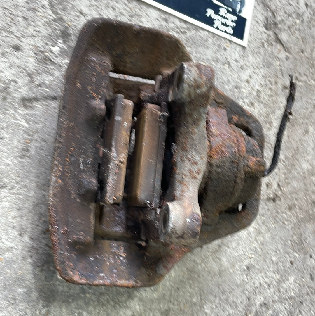 Porsche 924S 944 Bremssattel hinten links