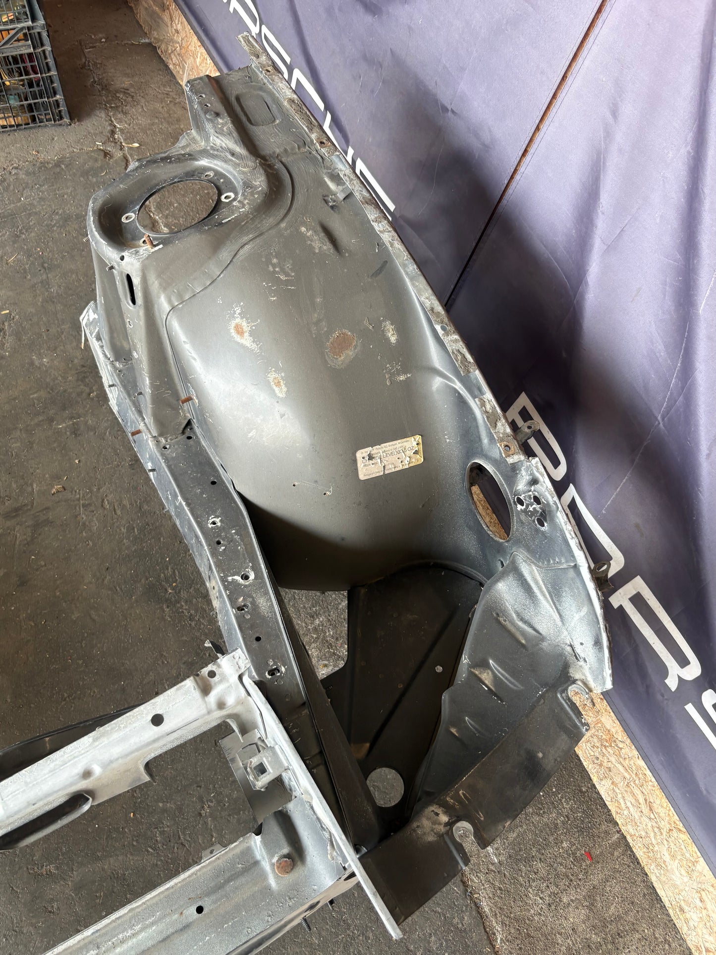 Porsche 944 Front end section cut