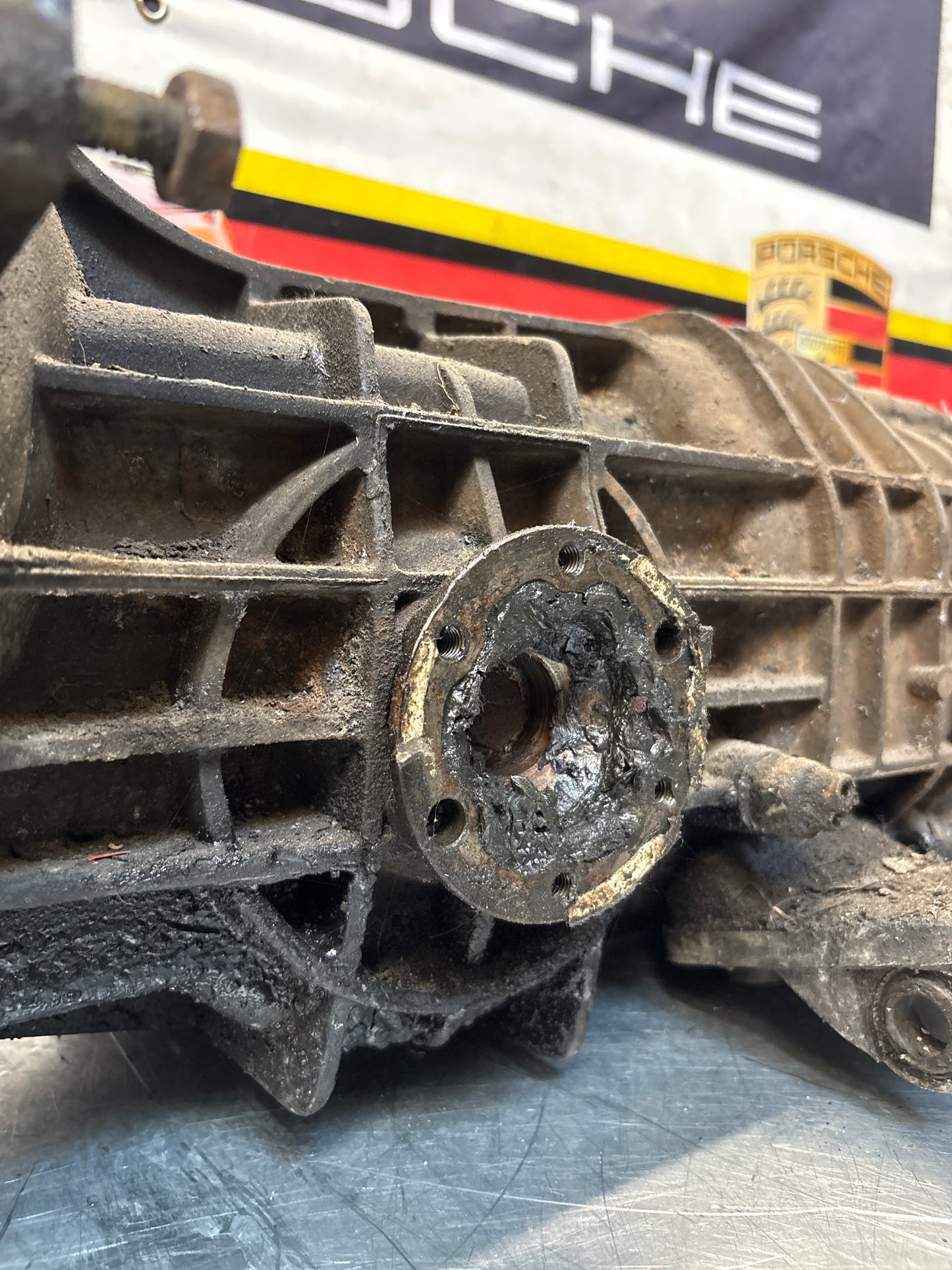 Porsche 914 transmission, used, for spares or repair unknown condition HA04063