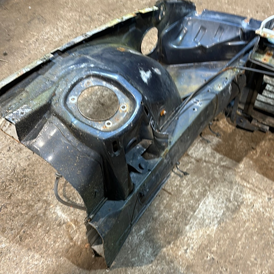 Porsche 924S Front end section cut