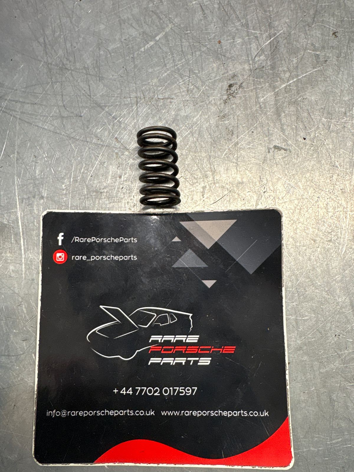 Porsche 944 S2 / 968 inner valve spring, used 94410590703