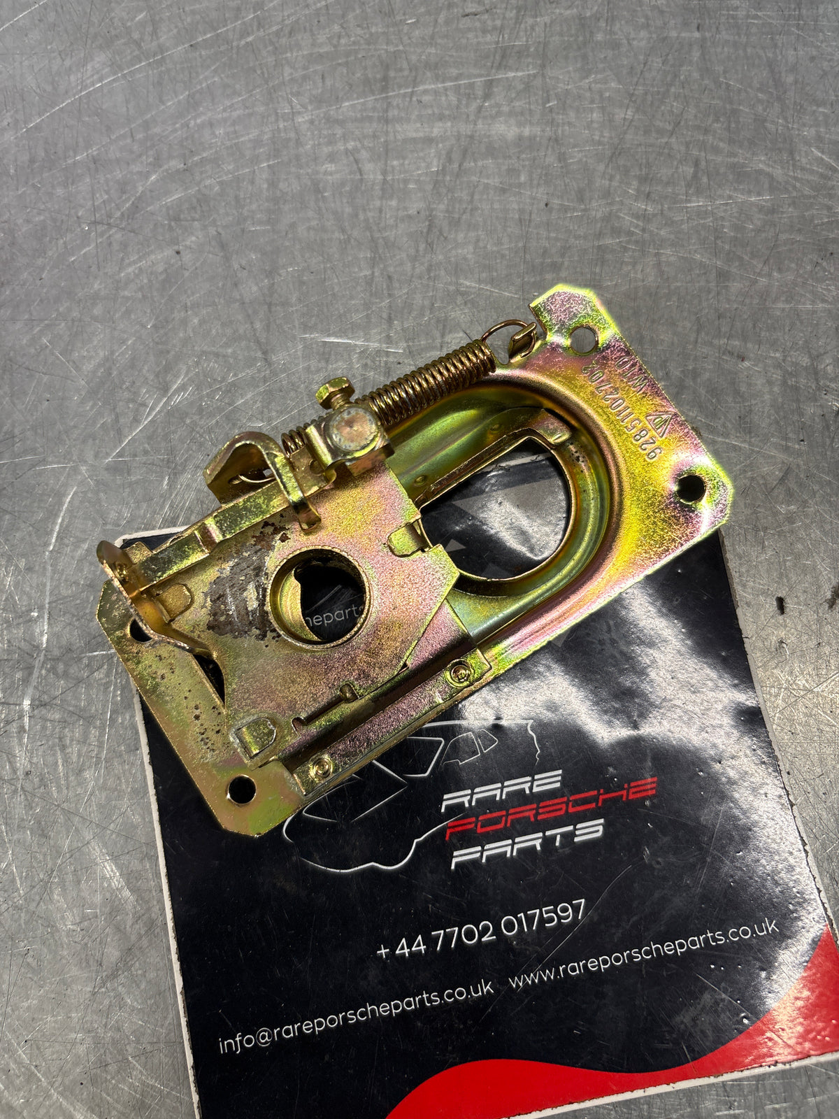 Porsche 928 lid lock lower part, refurbished 92851102702