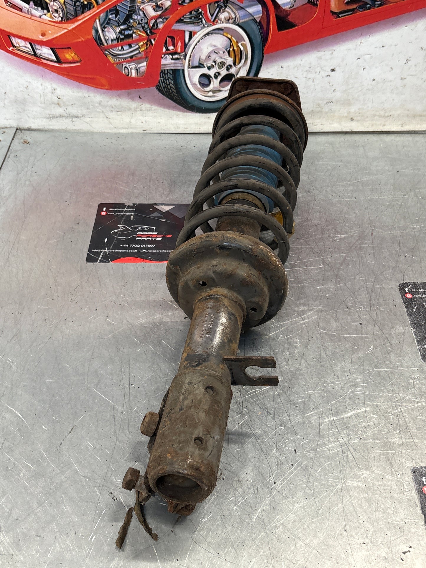 Porsche 924 Front shock absorber, used 477412032F