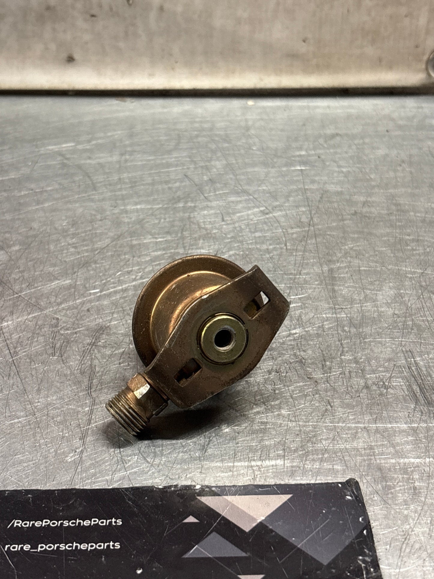 Porsche 944 1982-1985 Kraftstoffdruckdämpfer. 0280161018. 0 280 161 018 gebraucht