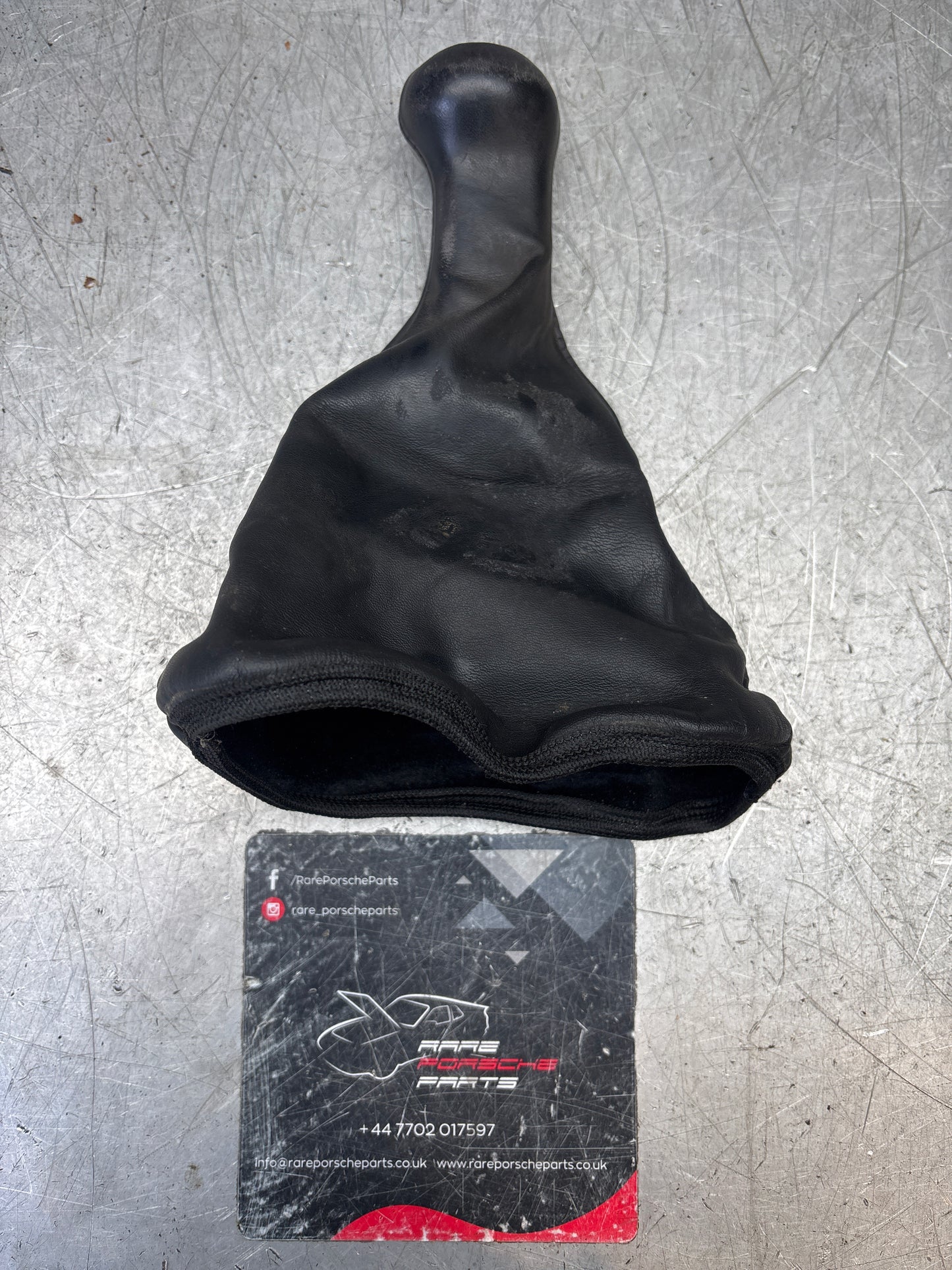 Porsche 924/944 used gear knob and boot, black 94442407500