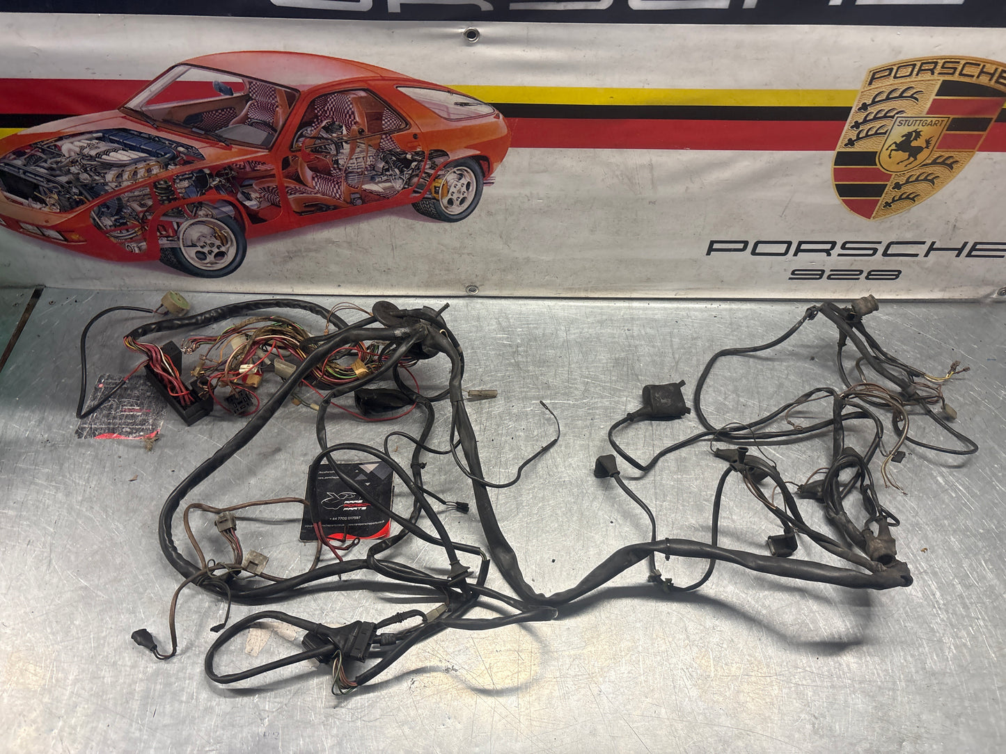 Porsche 924 Turbo / S2 / Carrera GT LHD Engine bay wiring loom with aircon, used 477971071NB