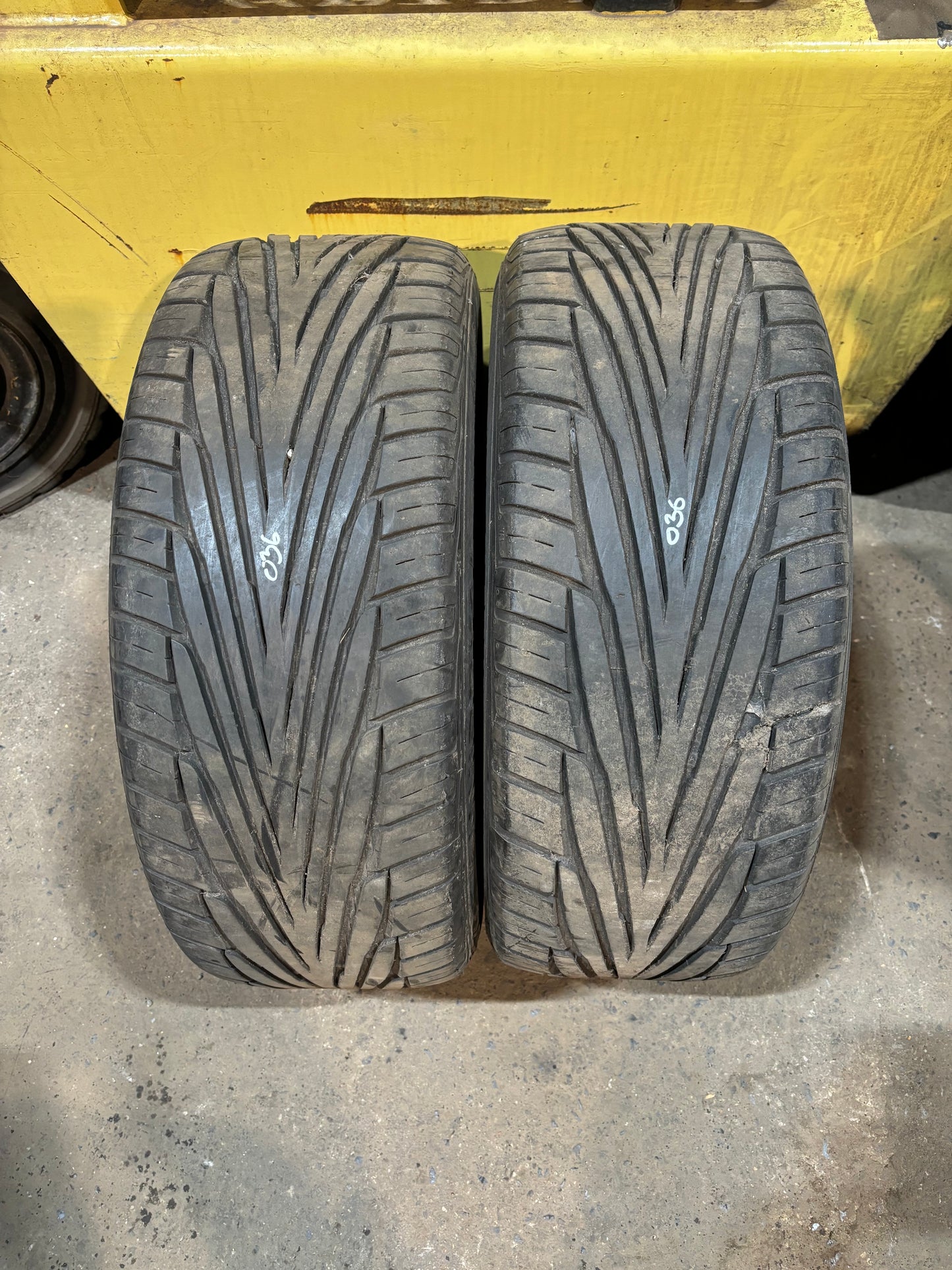 Uniroyal Rain Sport 2 225/55 R16 Pair of used tyres