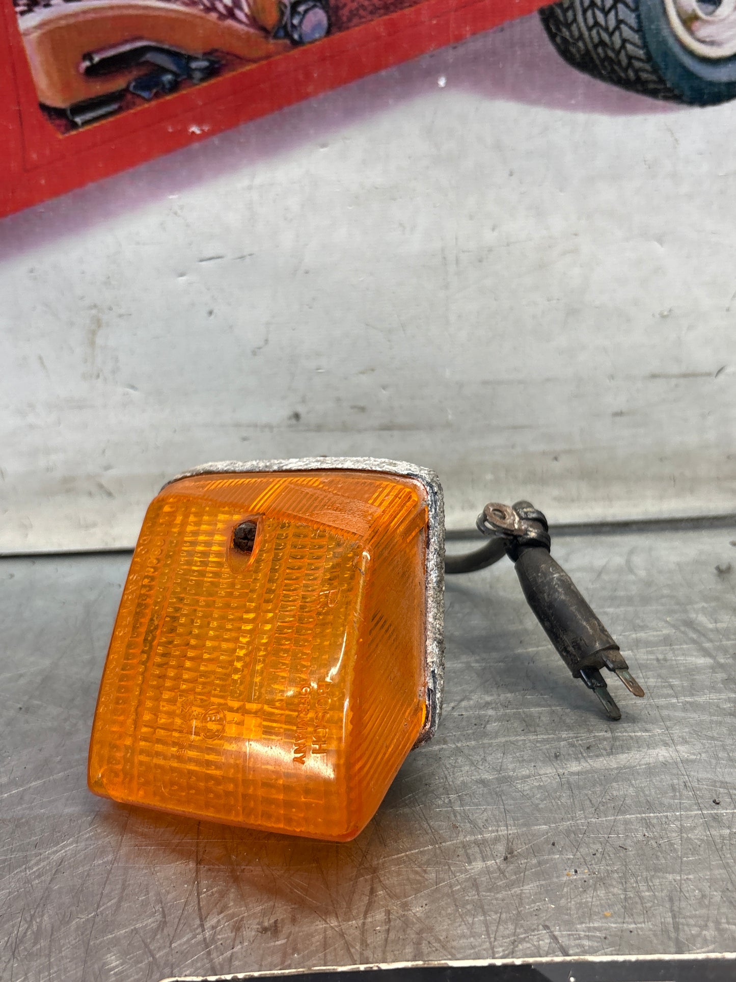 Porsche 928 pre facelift indicator lamp, right, used 0311315002 / 92863142100