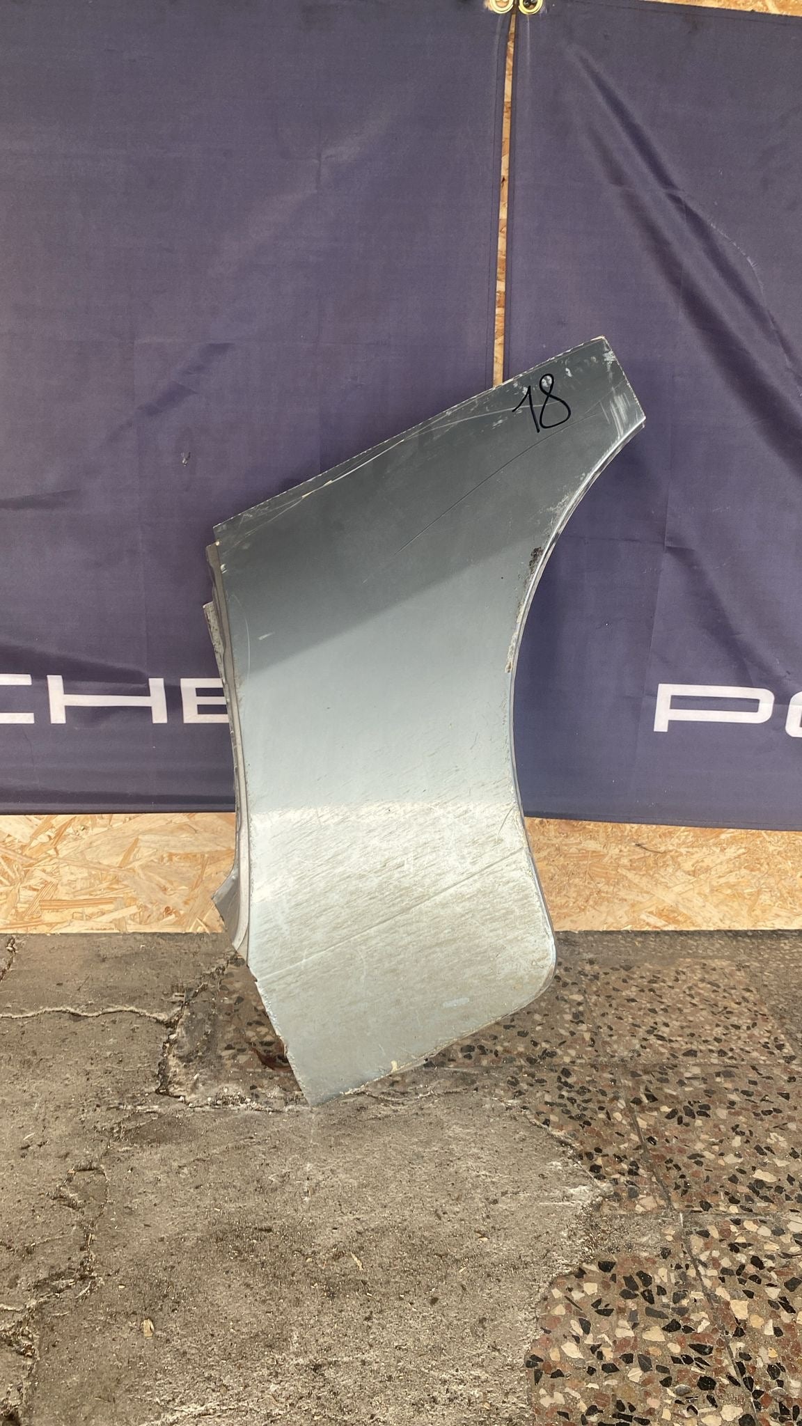 Porsche 944 left sill rear end section 94450361102