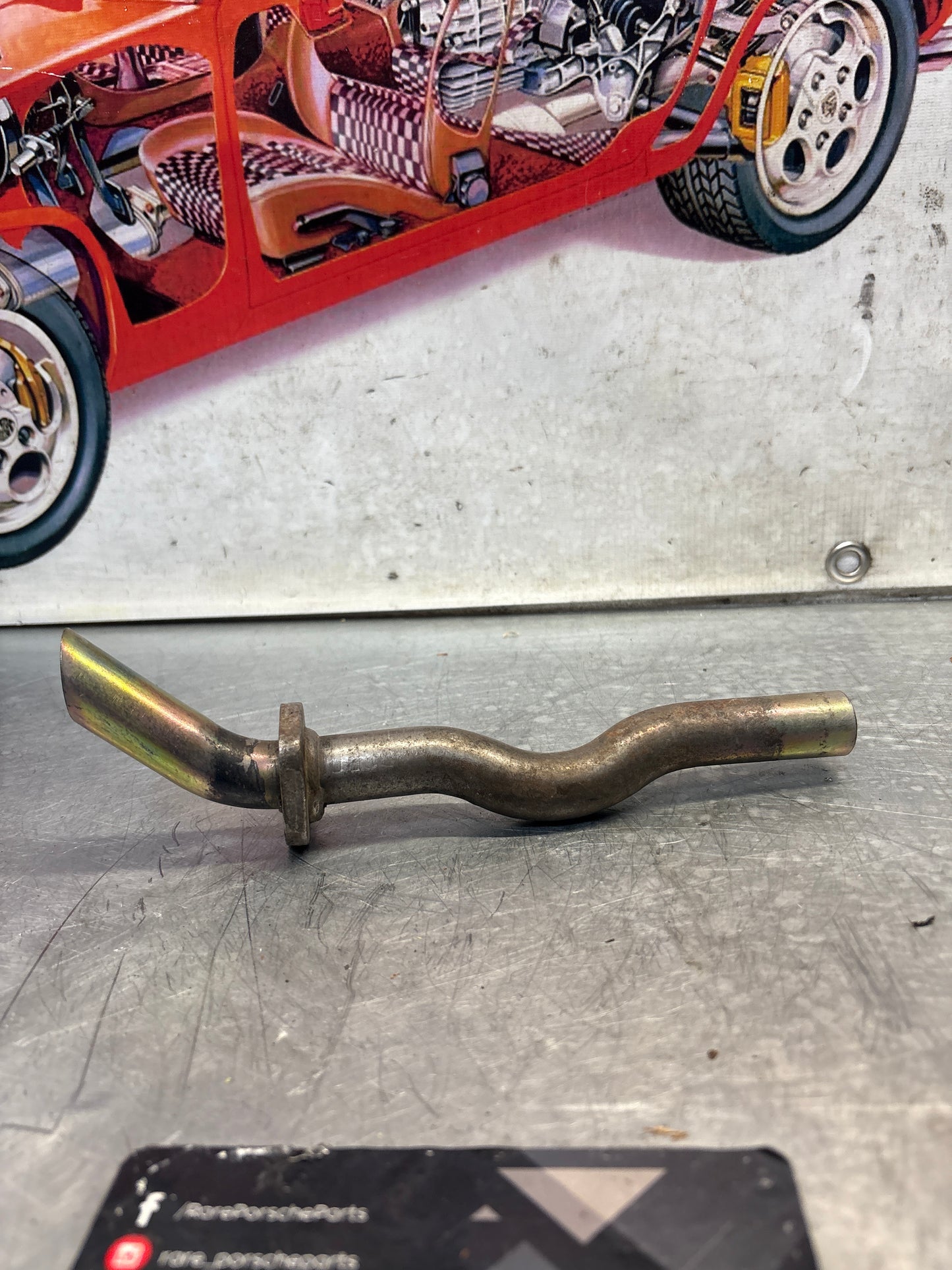 Porsche 928 Oil tube, used 92810716701