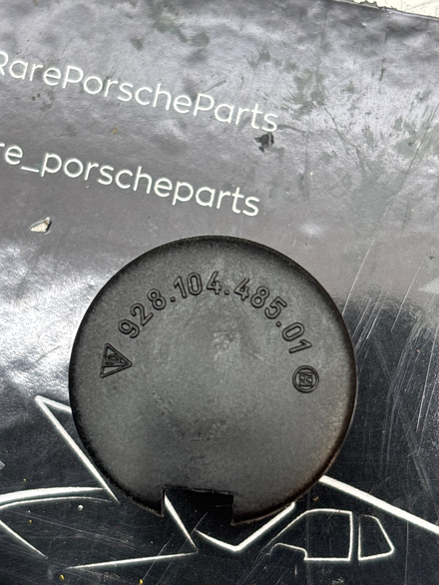 Porsche 928 944 16v cam cover plug, new 92810448501