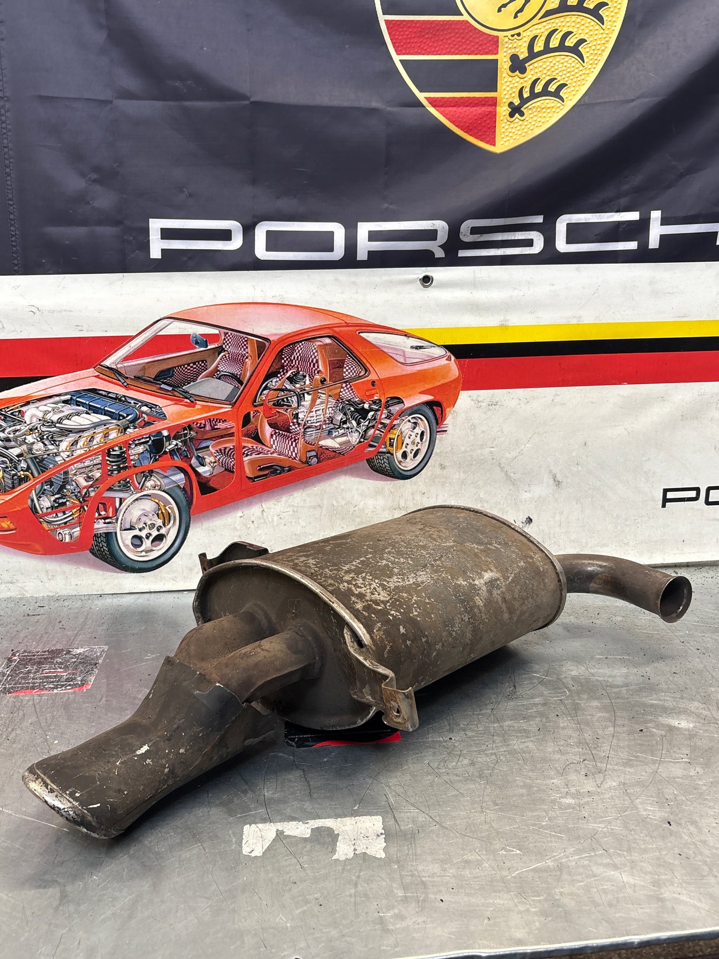Porsche 928 rear exhaust box, used 92811109701